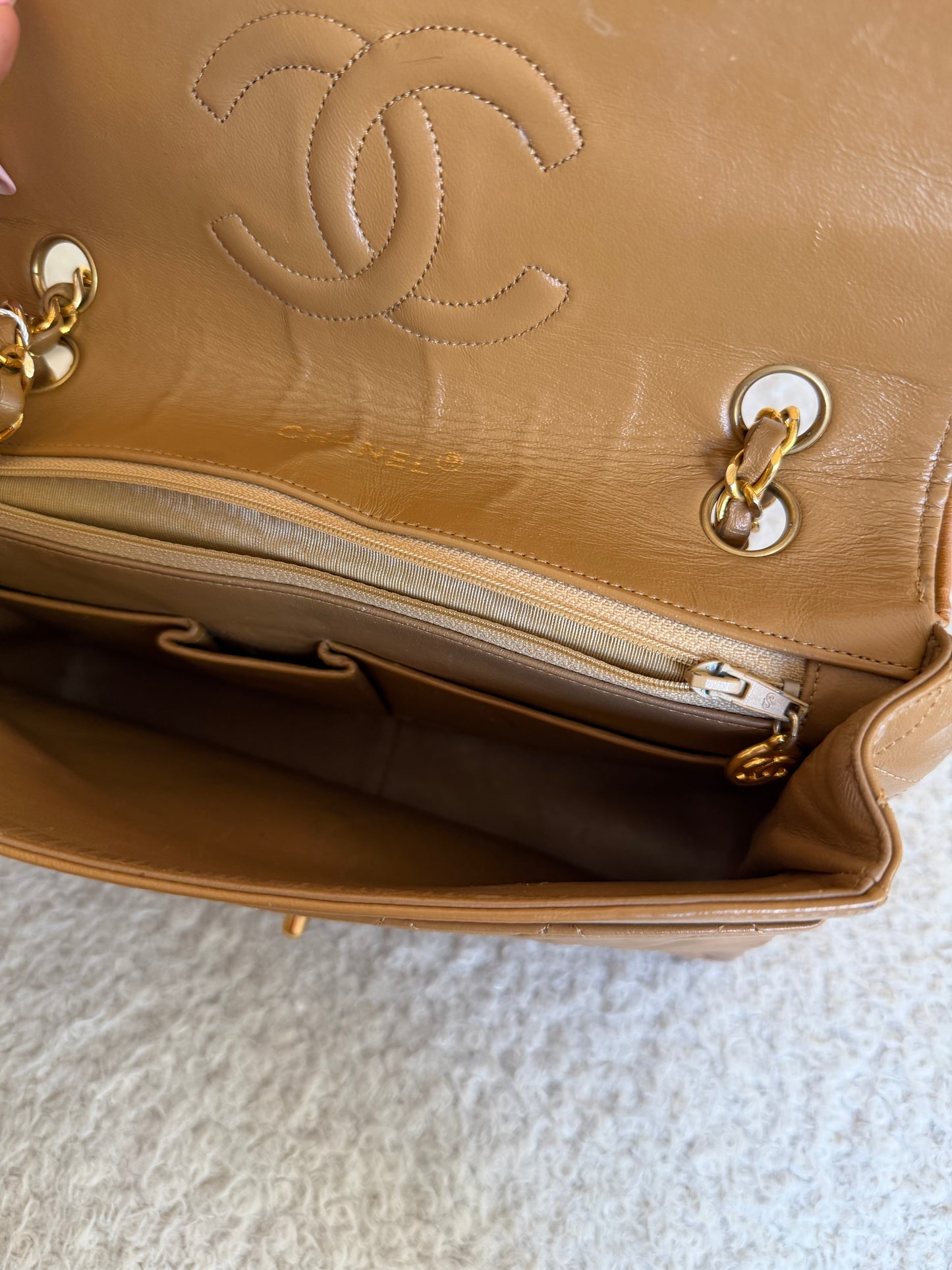 Pre-Owned Camel Brown Lambskin Leather Bi-Colour Single Flap Shoulder Bag