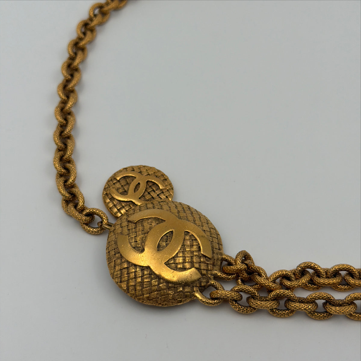 Pre-Owned Gold Chanel Belt