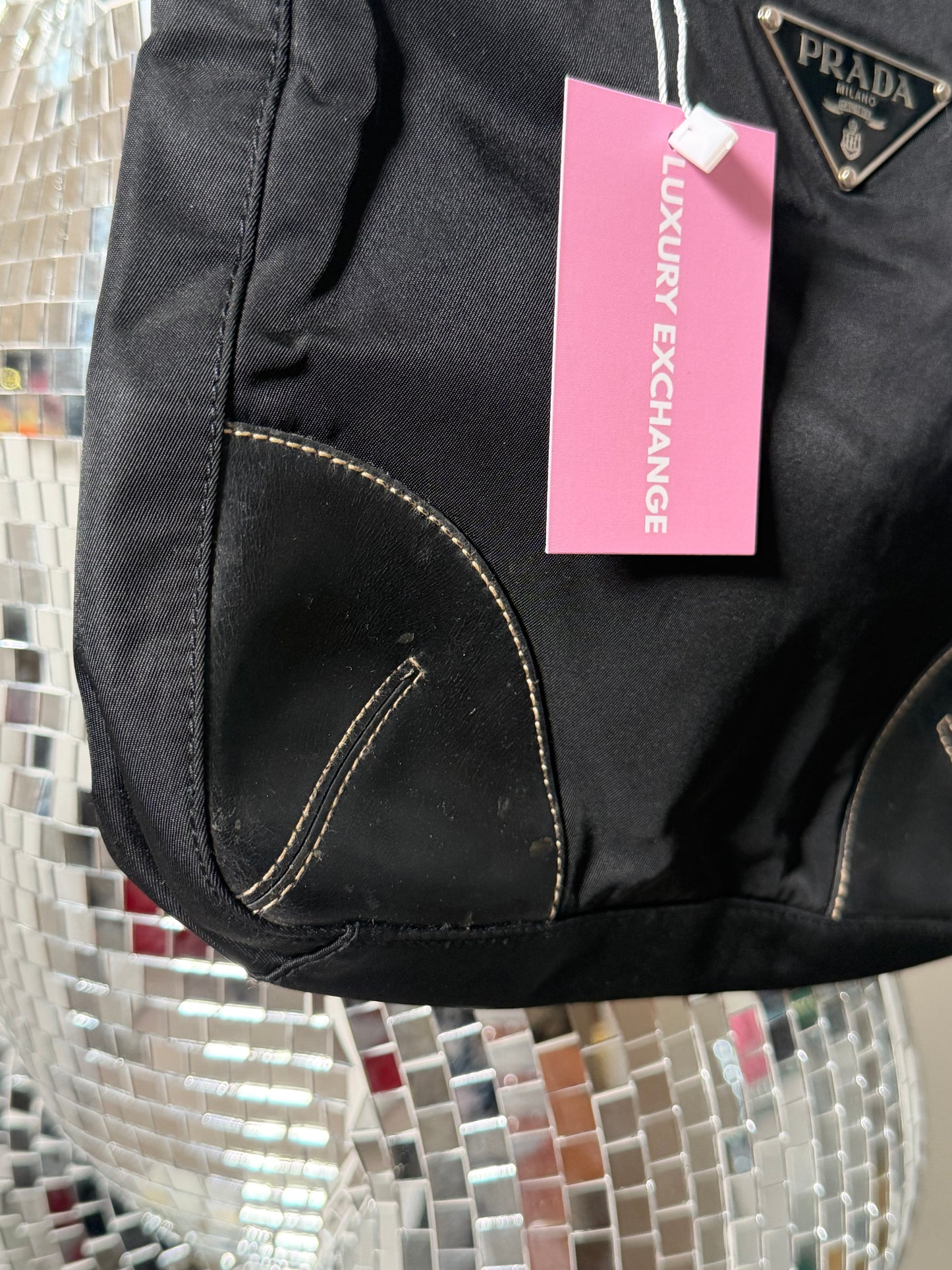 Pre-Owned Black Nylon Shoulder Bag