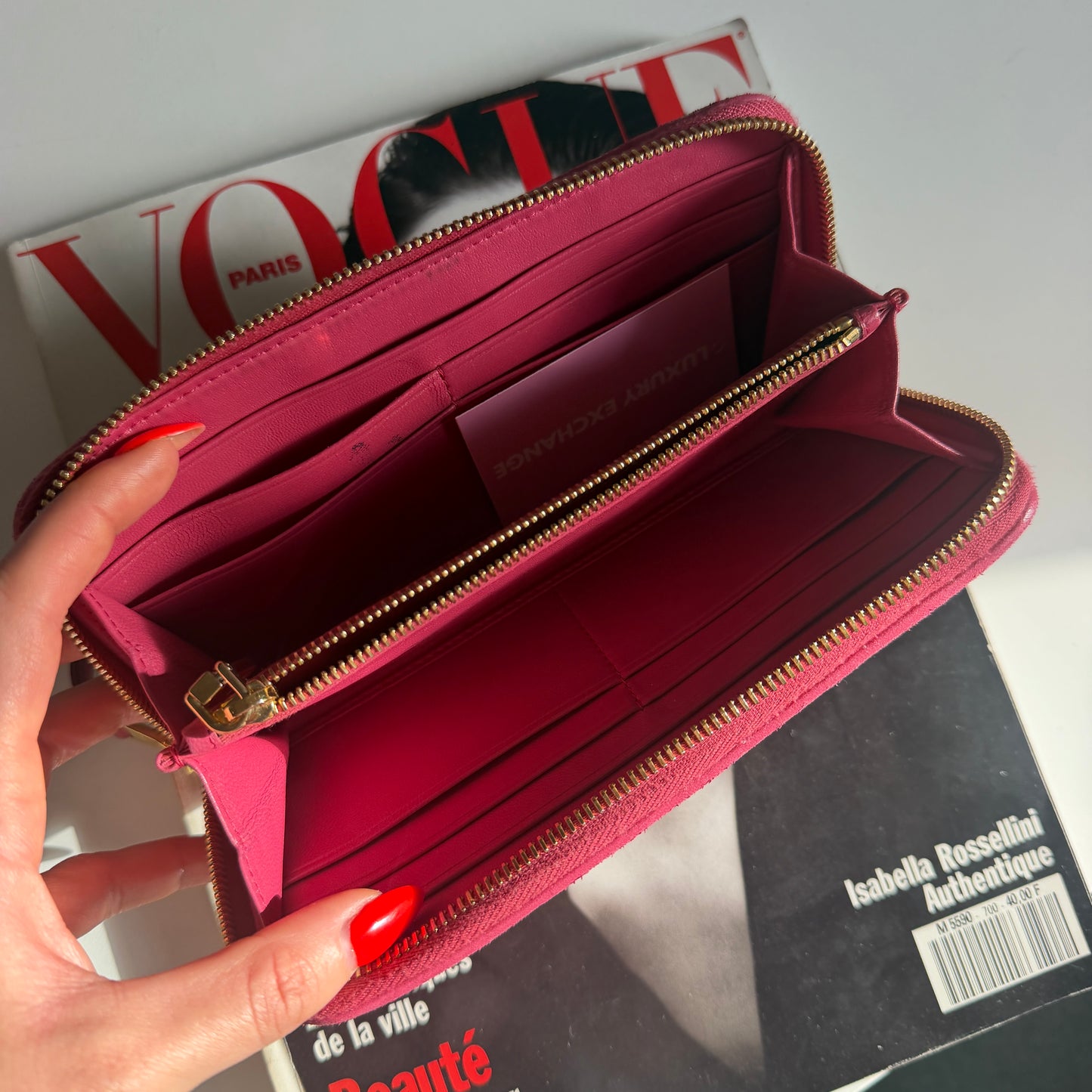Pre-Owned Pink Ruffled Leather Zip Wallet
