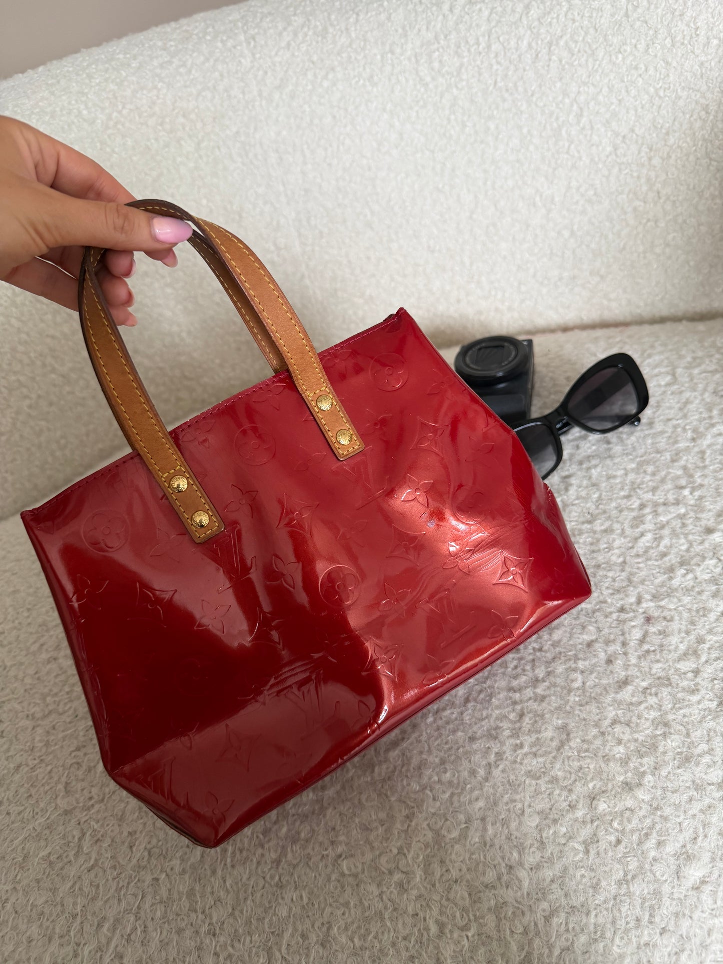 Pre-Owned Pomme D'amour Monogram Vernis Leather Reade PM