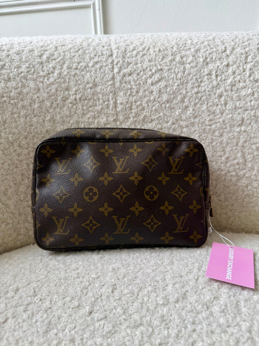 Monogram Canvas Trousse 23