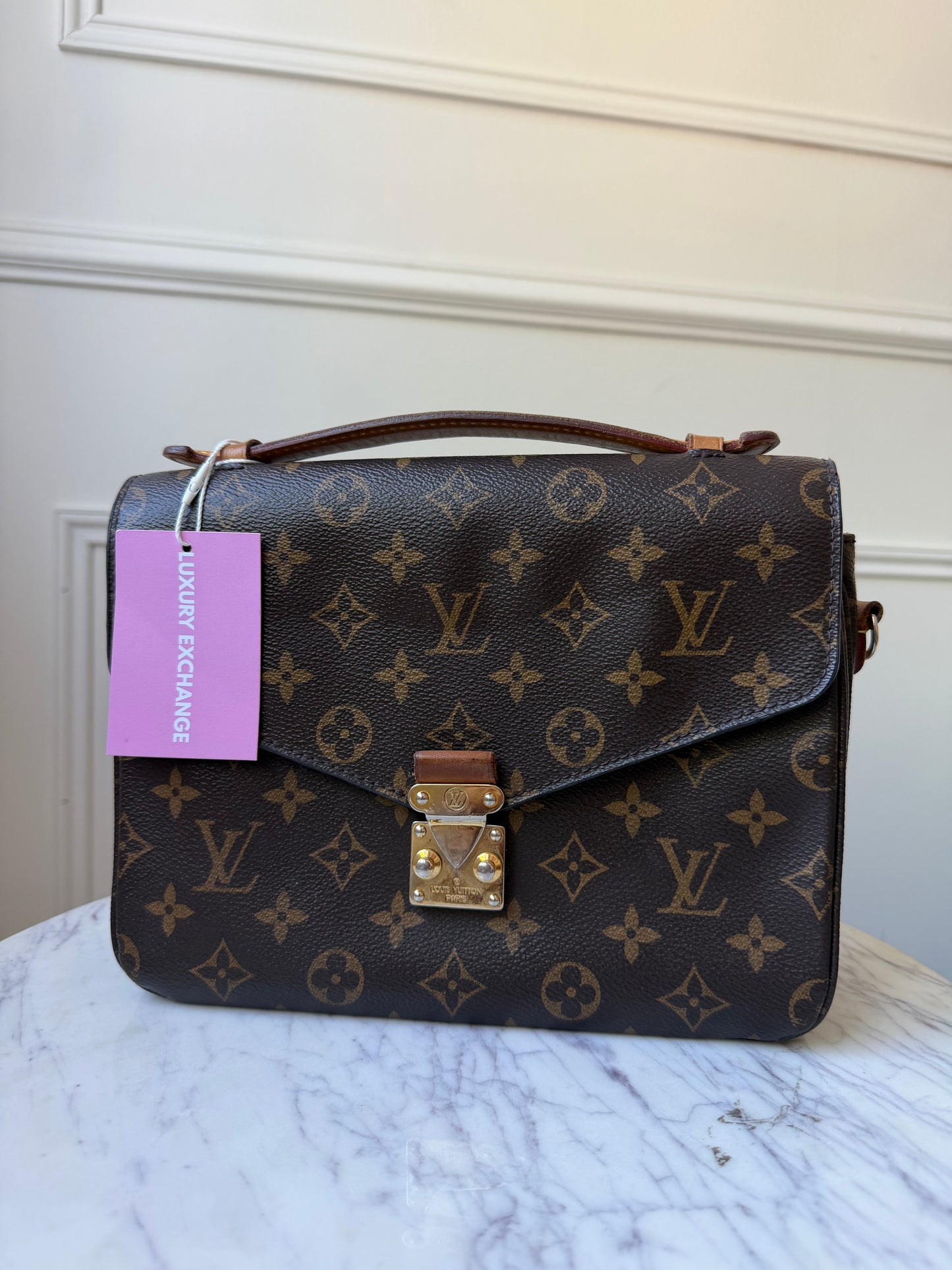 2018 Monogram Canvas Pochette Metis Handbag