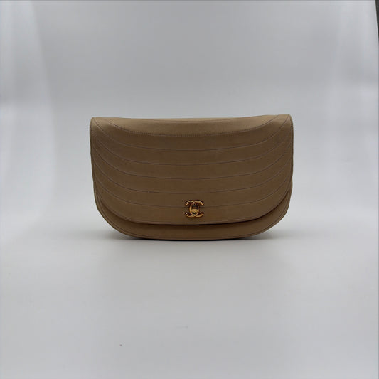 Pre-Owned Beige Wave-Quilted Lambskin Halfmoon Single Flap Shoulder Bag