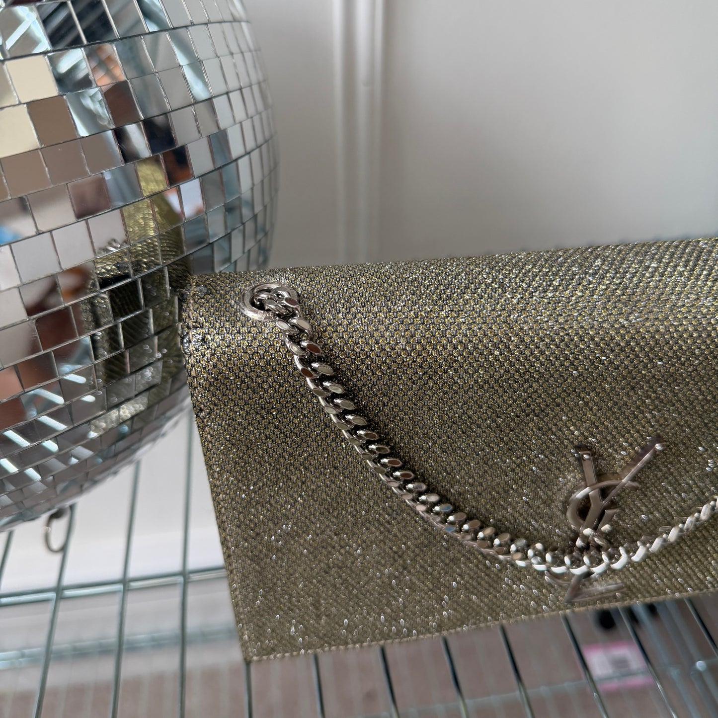Pre-Owned Glitter Flap Crossbody Bag