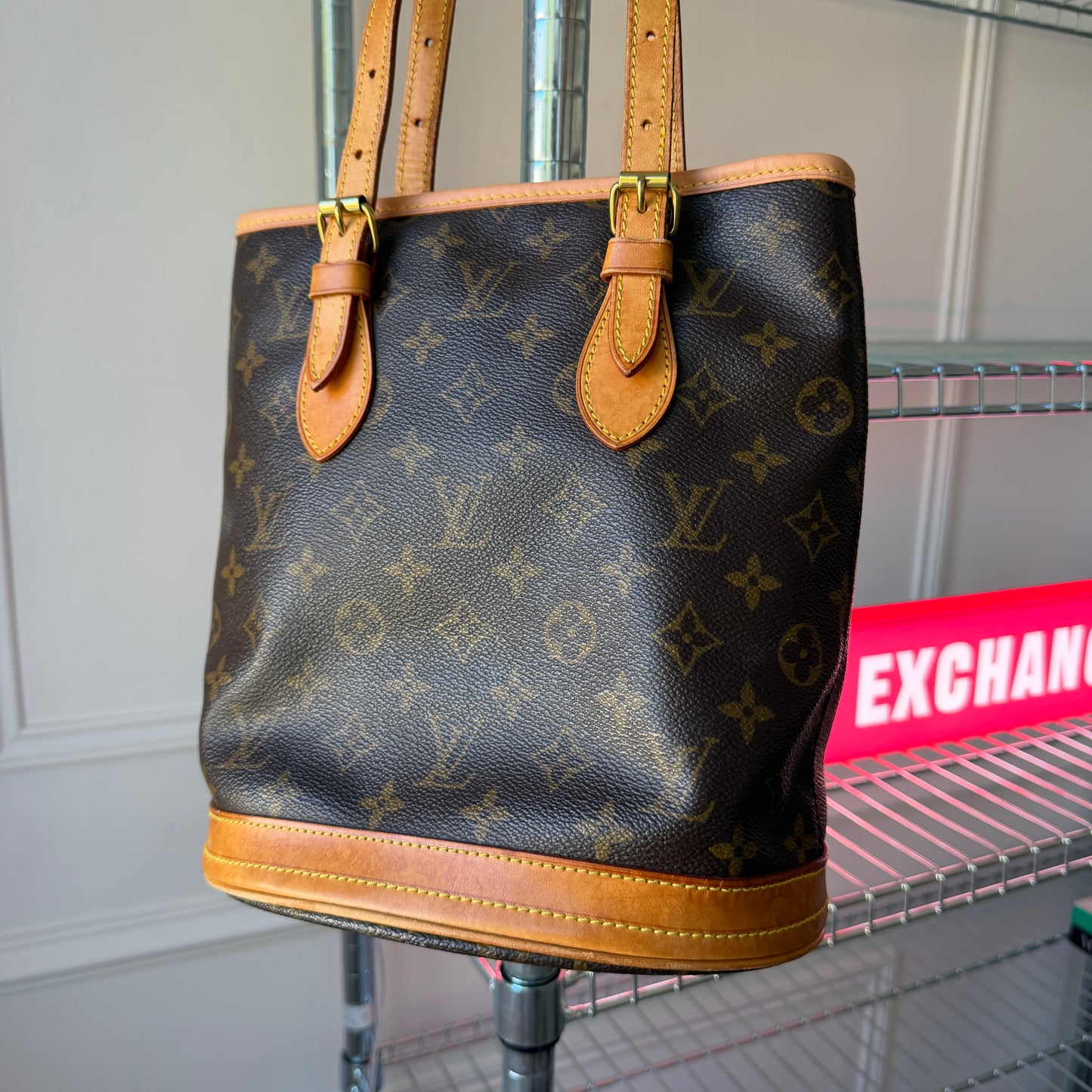 Pre-Owned LV Monogram Canvas Bucket Bag PM