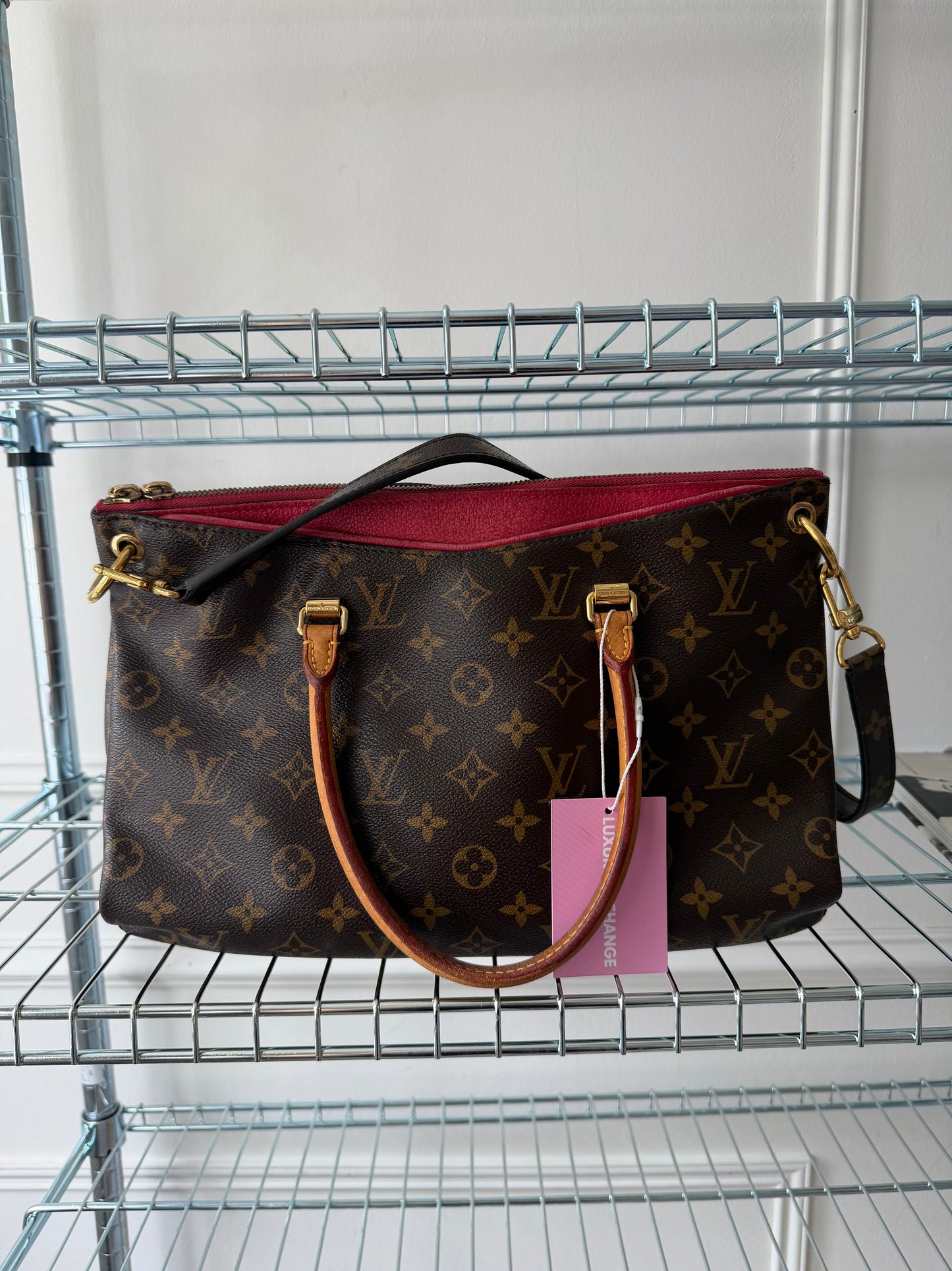 Pre-Owned LV Monogram Canvas Pallas Shoulder Bag