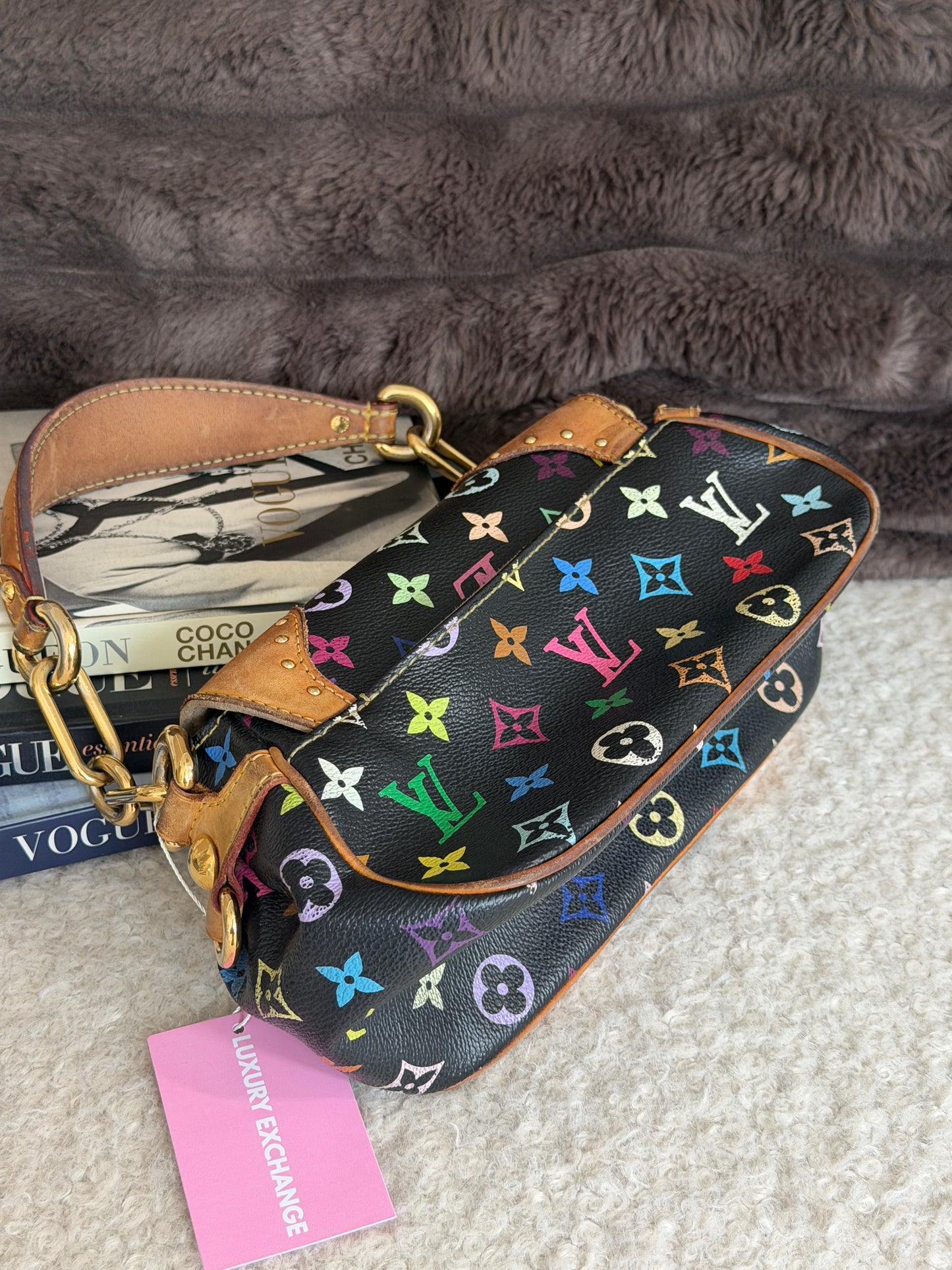 Pre-Owned Black Multicolore Canvas Marylin Shoulder Bag