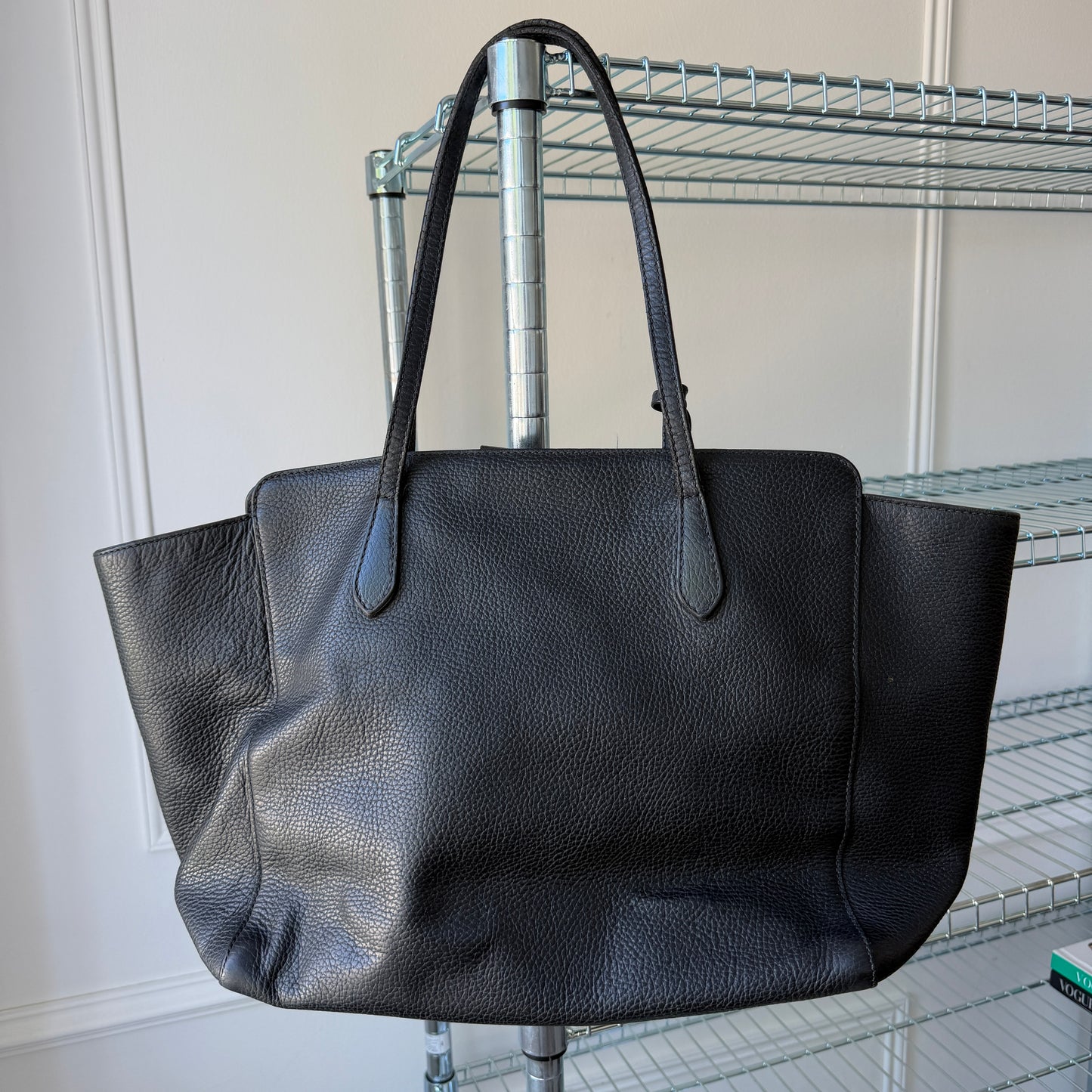 Pre-Owned Black Pebbled Leather Shopper Tote