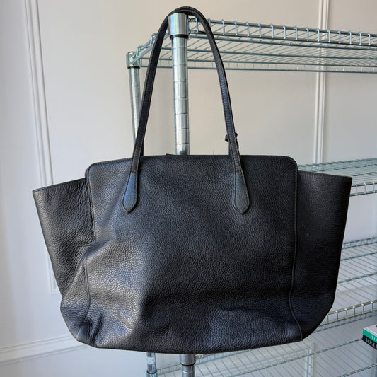 Pre-Owned Black Pebbled Leather Shopper Tote