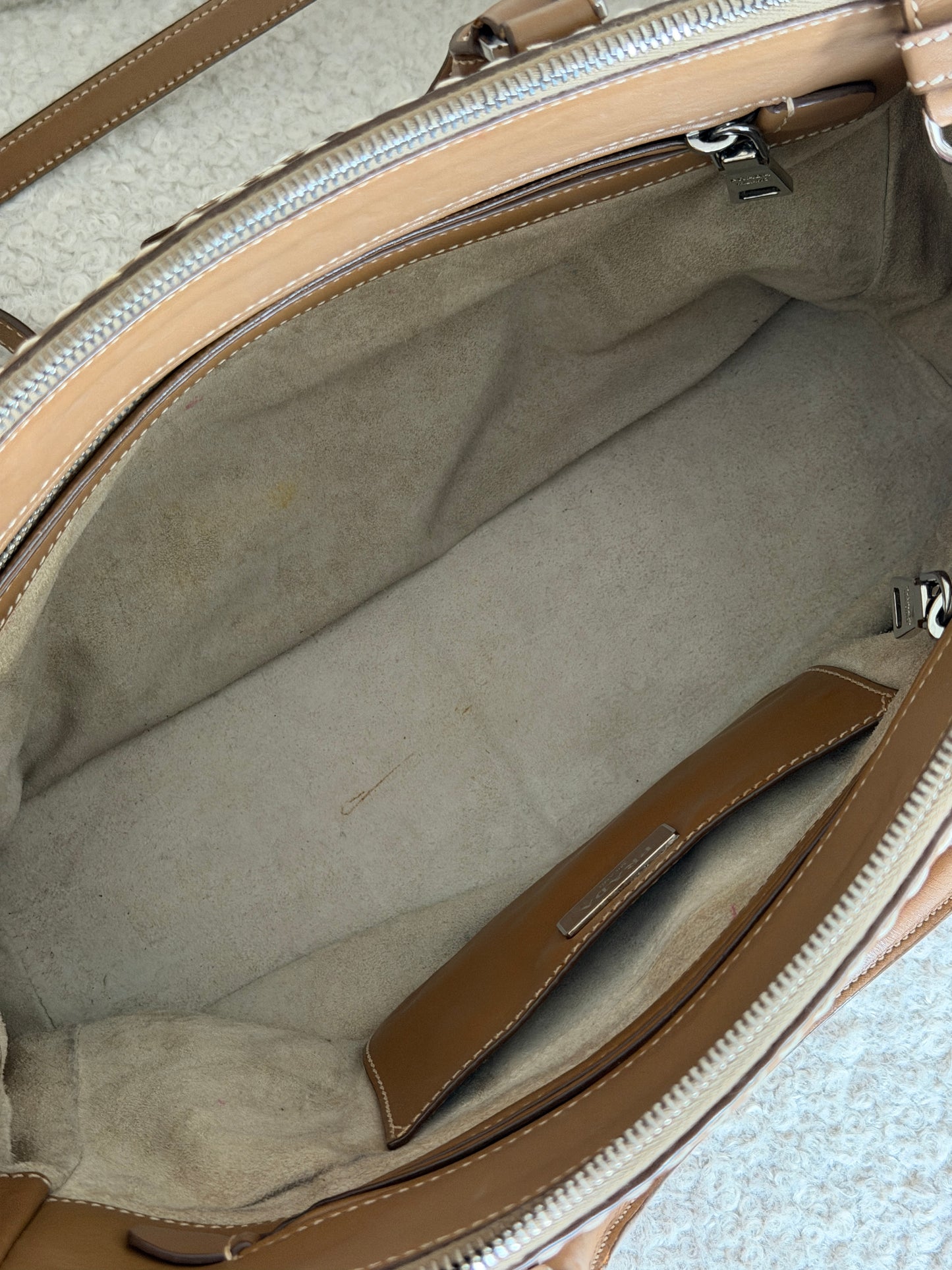 Pre-Owned Tan Leather 'Baggy' Medium Galleria Crossbody Bag