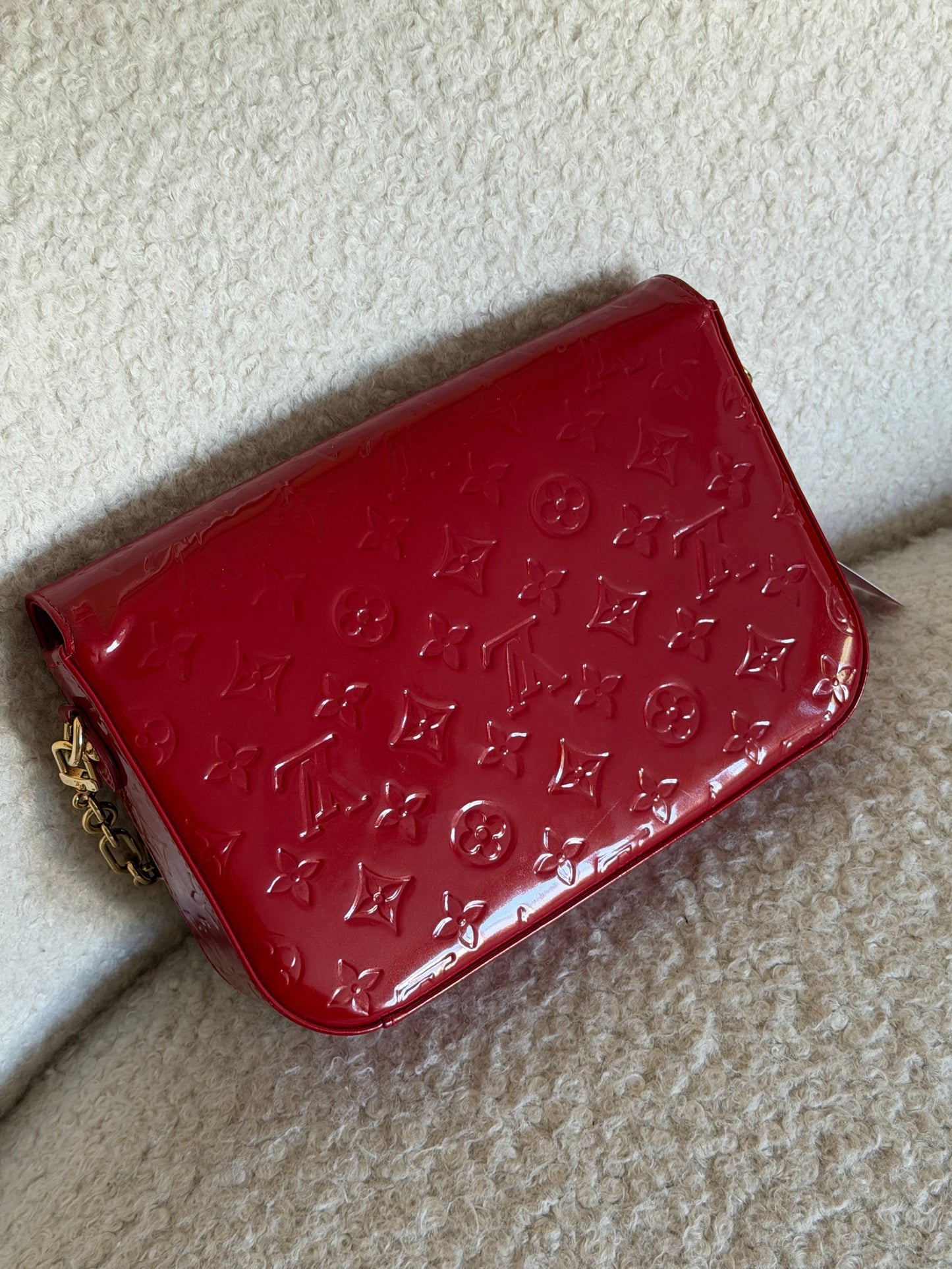 Pre-Owned Pomme D'amour Monogram Vernis Leather Handbag