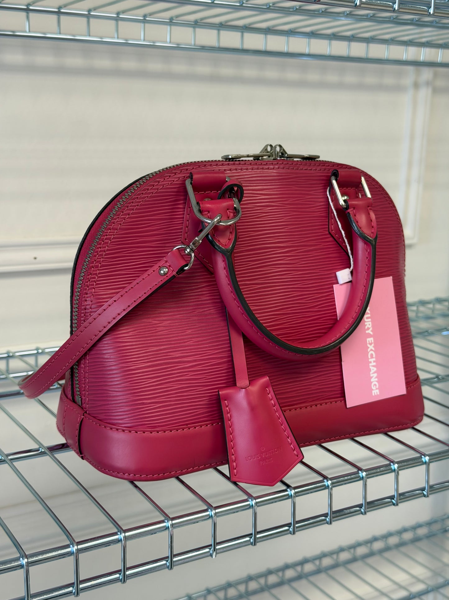 Pre-Owned Pink Epileather Alma BB