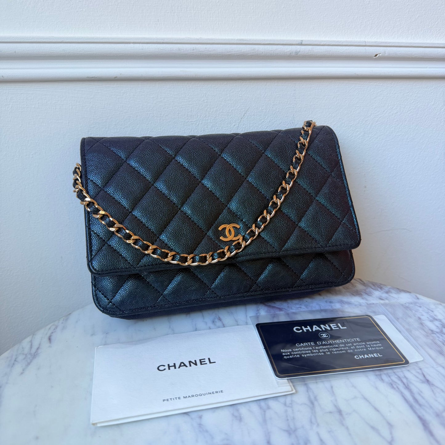 2019 Iridescent Shiny Caviar Leather Wallet on Chain Handbag