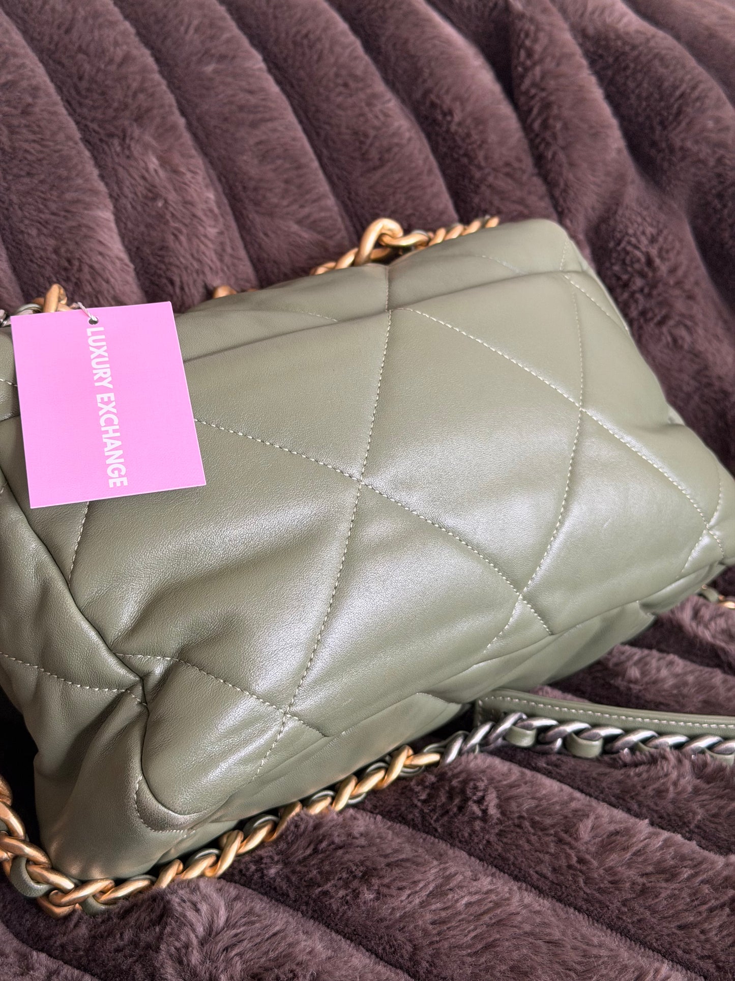 Pre-Owned Olive Green Shiny Lambskin Leather Handbag Large