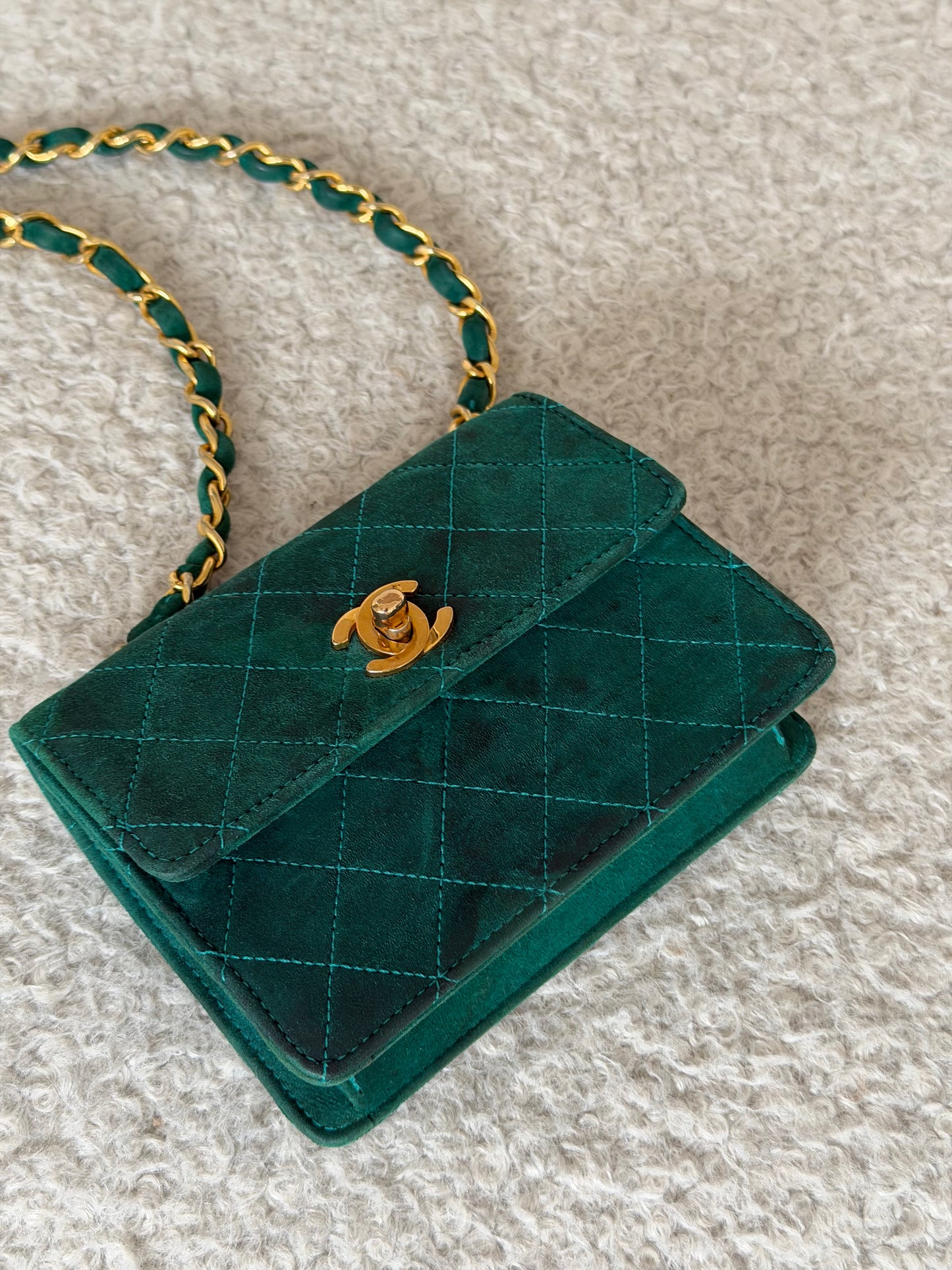Pre-Owned Green Suede Mini Crossbody Single Flap Handbag