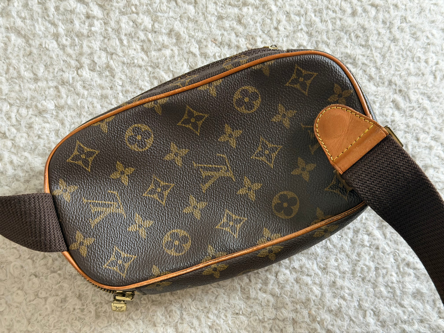 Pre-Owned LV Monogram Canvas Geronimo Crossbody Bag
