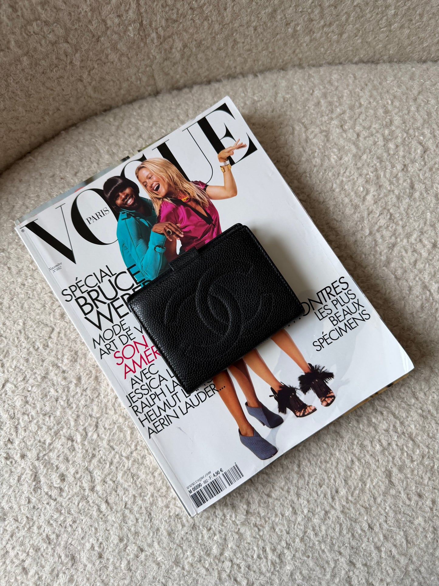 Pre-Owned Black Caviar Leather Wallet