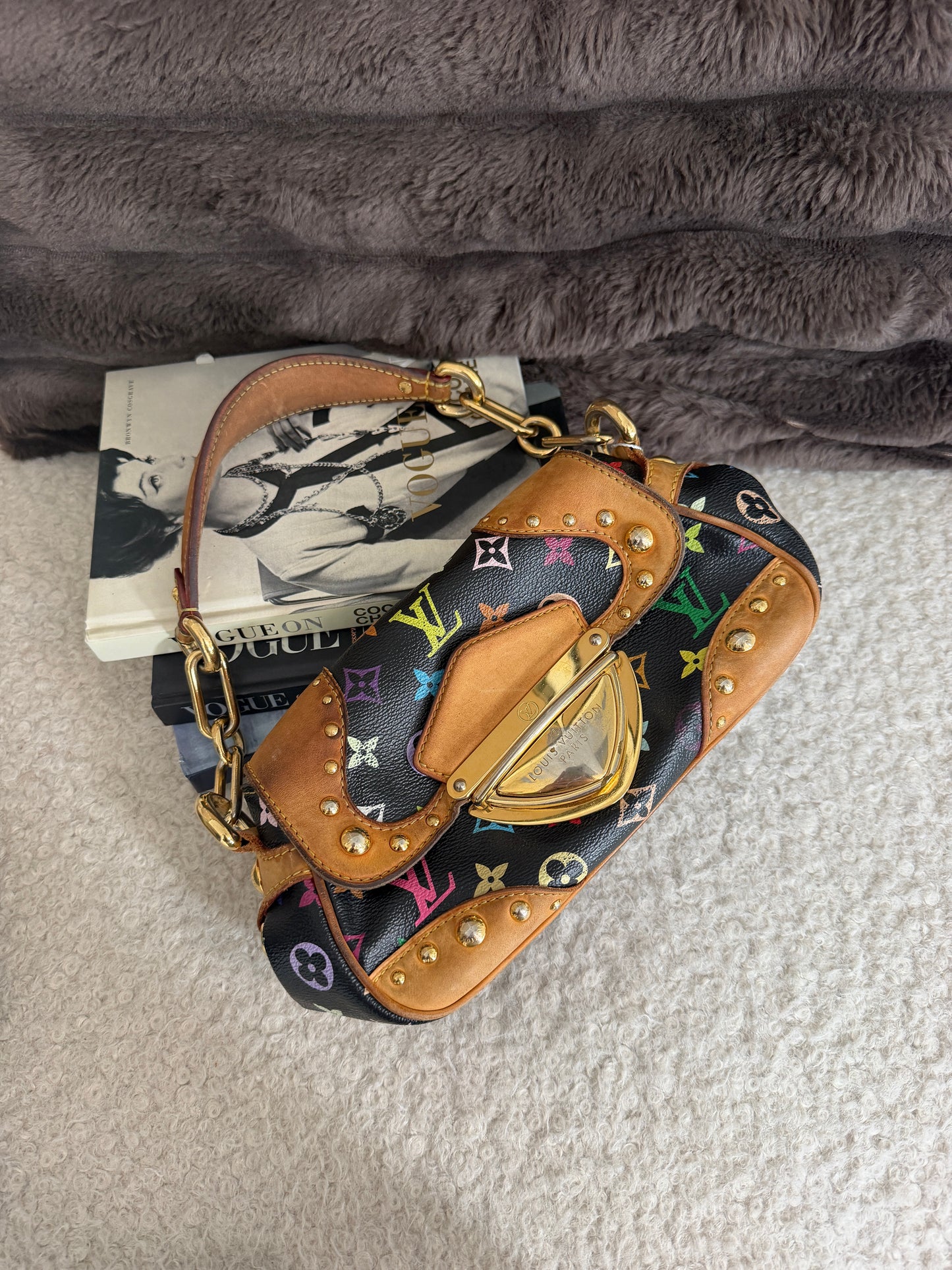 Pre-Owned Black Multicolore Canvas Marylin Shoulder Bag