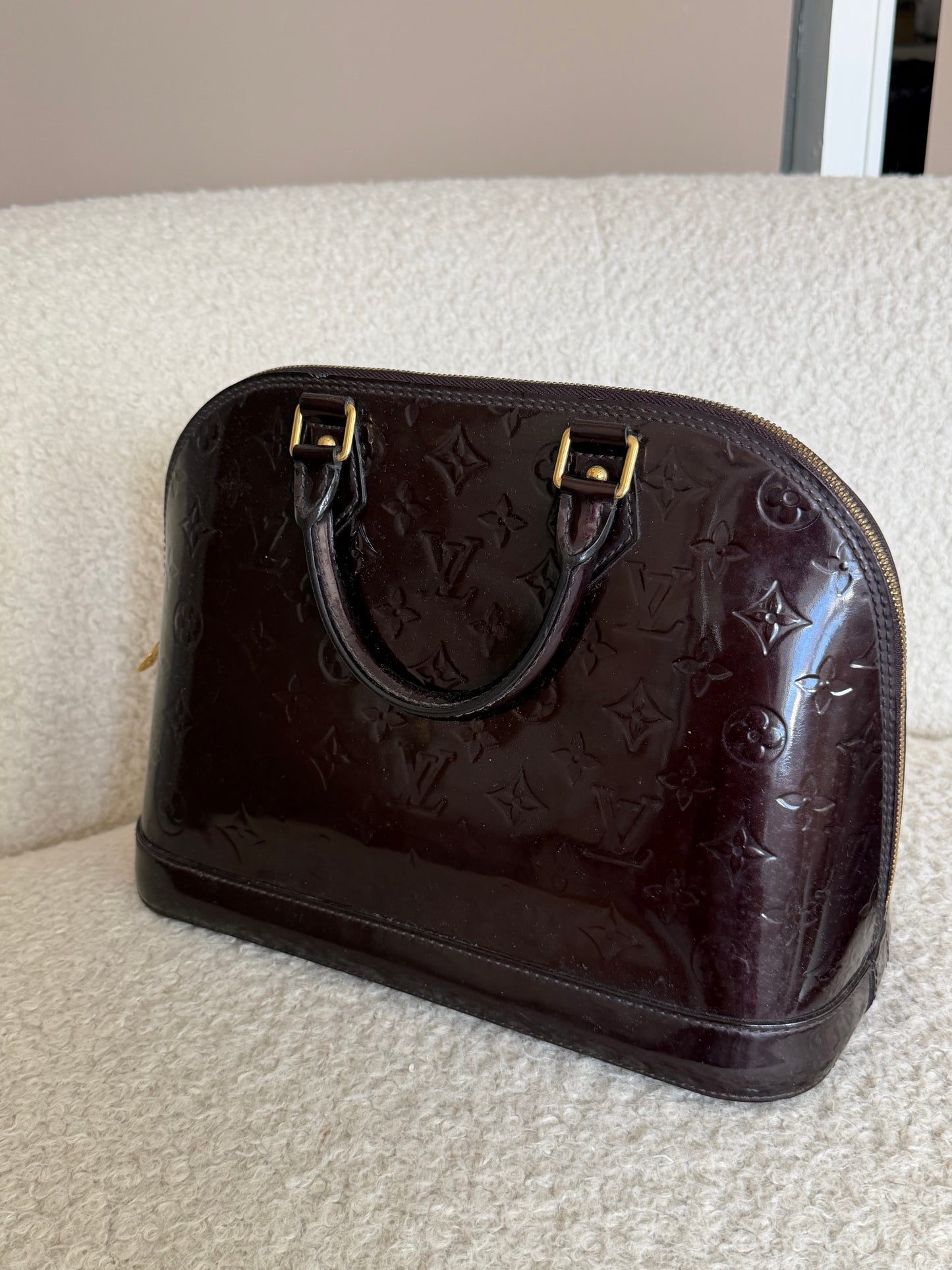 Pre-Owned Bordeaux Monogram Vernis Leather Alma PM