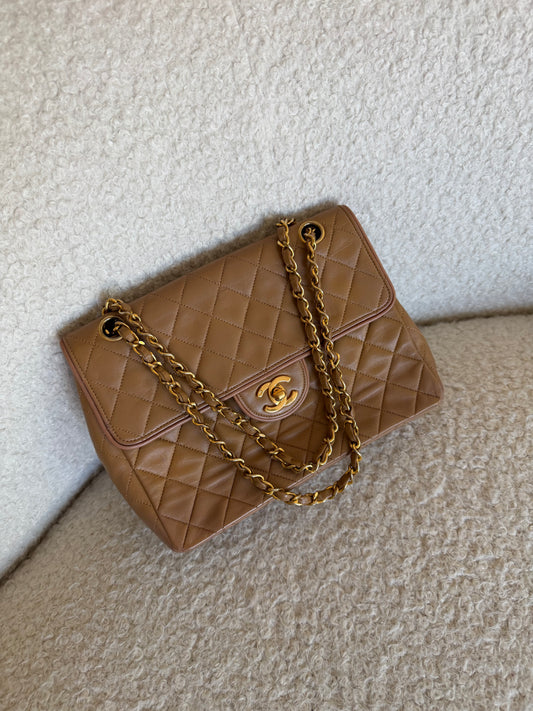 Pre-Owned Camel Brown Lambskin Leather Bi-Colour Single Flap Shoulder Bag