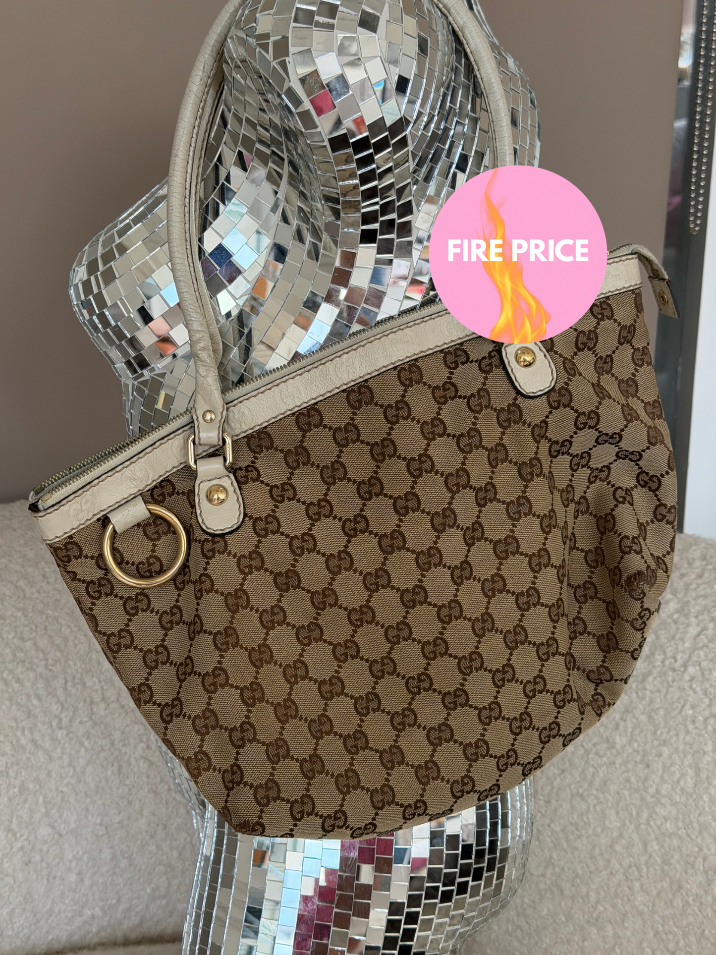 Pre-Owned Beige GG Canvas/Leather Shopper Tote