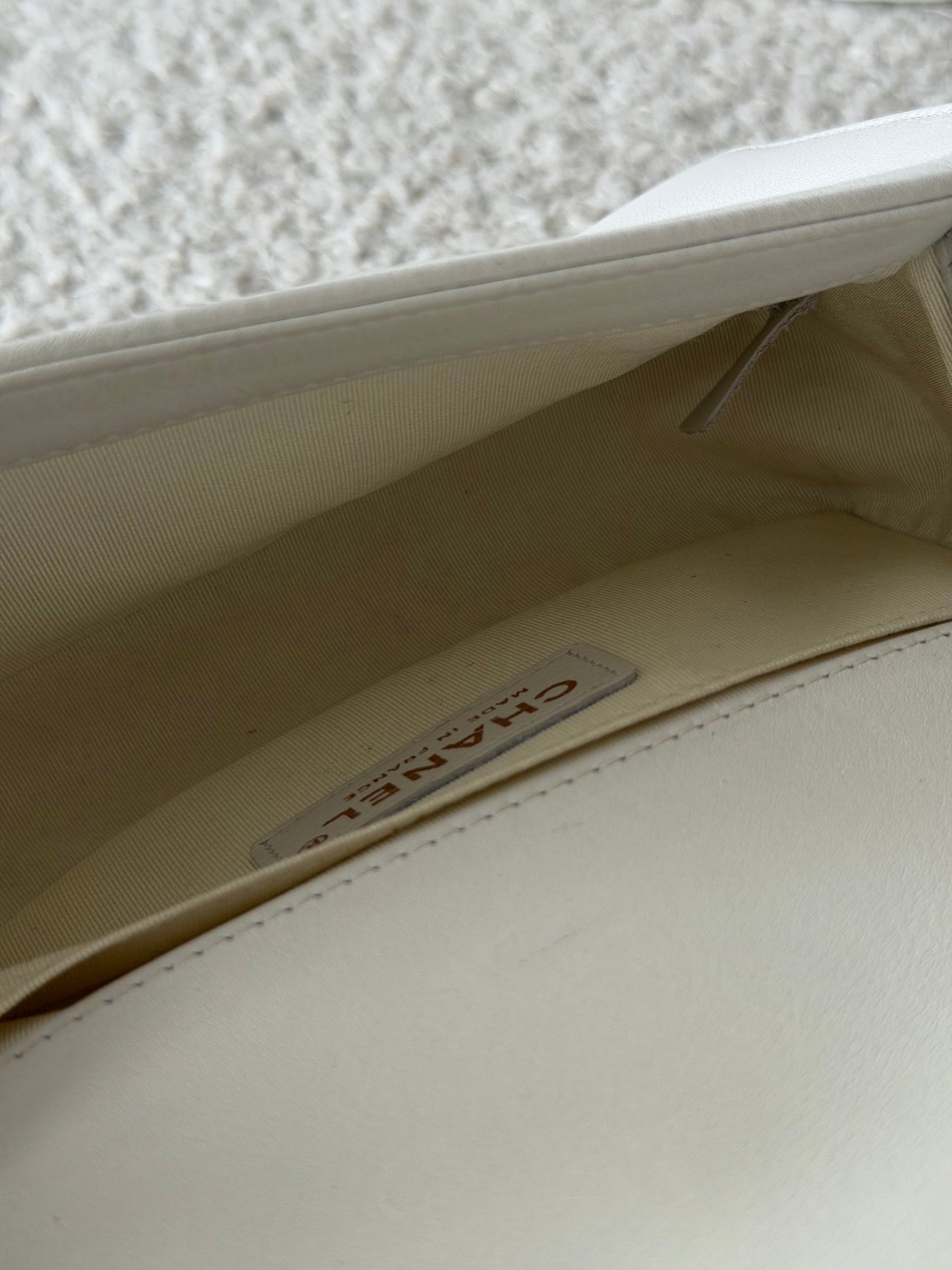 Pre-Owned White/Blue Lambskin Leather Boy Mini Single Flap
