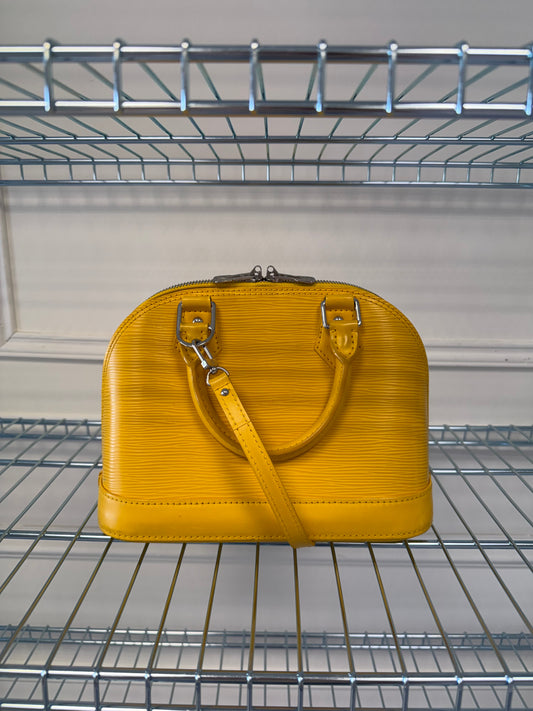Pre-Owned Yellow Epileather Alma BB Crossbody Bag