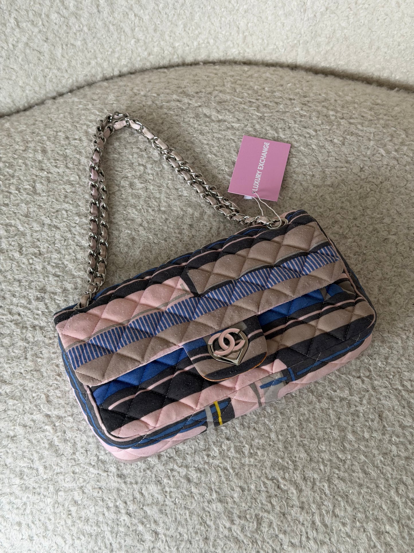Pre-Owned Multi-Colour Fabric Single Flap w/Heart Hardware