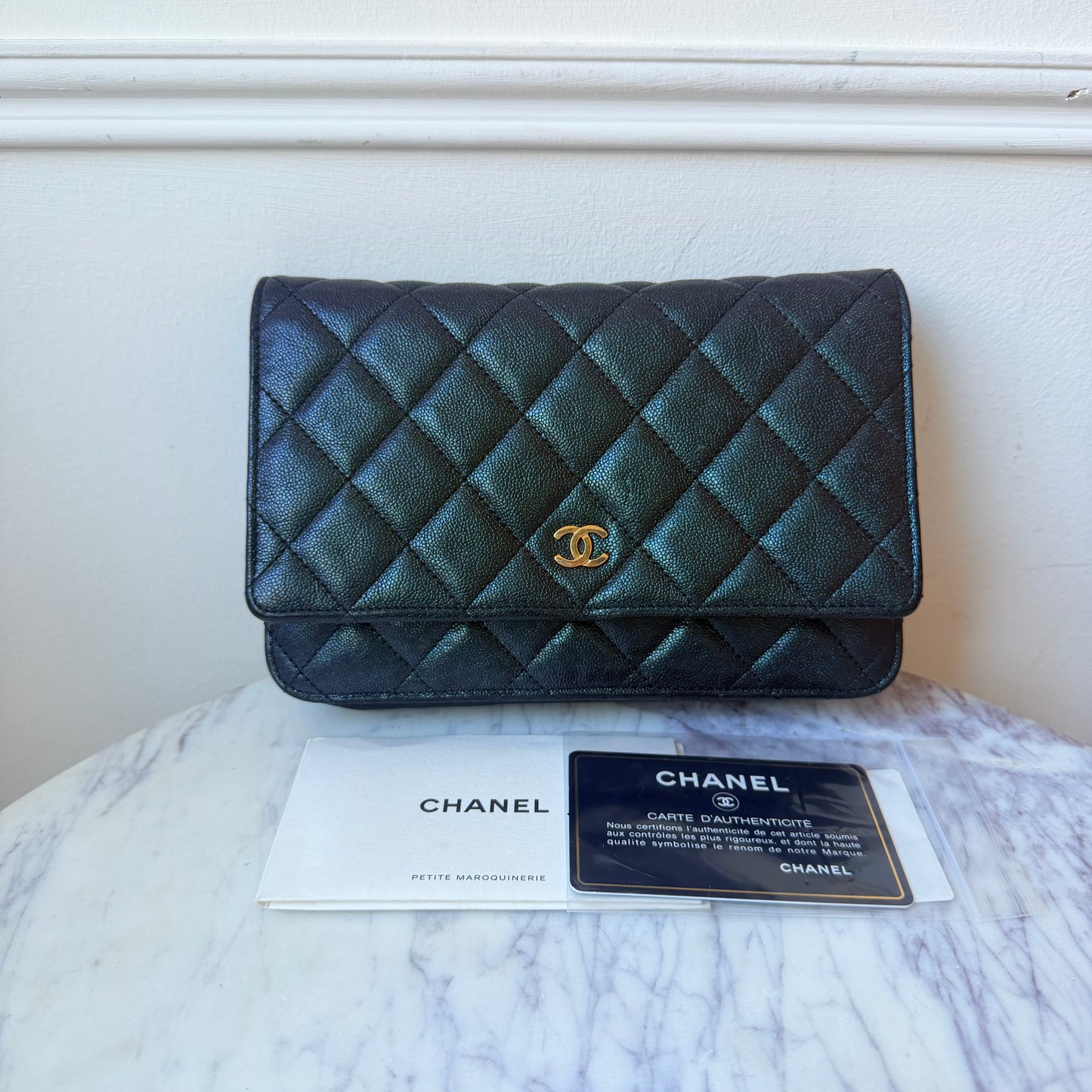 2019 Iridescent Shiny Caviar Leather Wallet on Chain Handbag