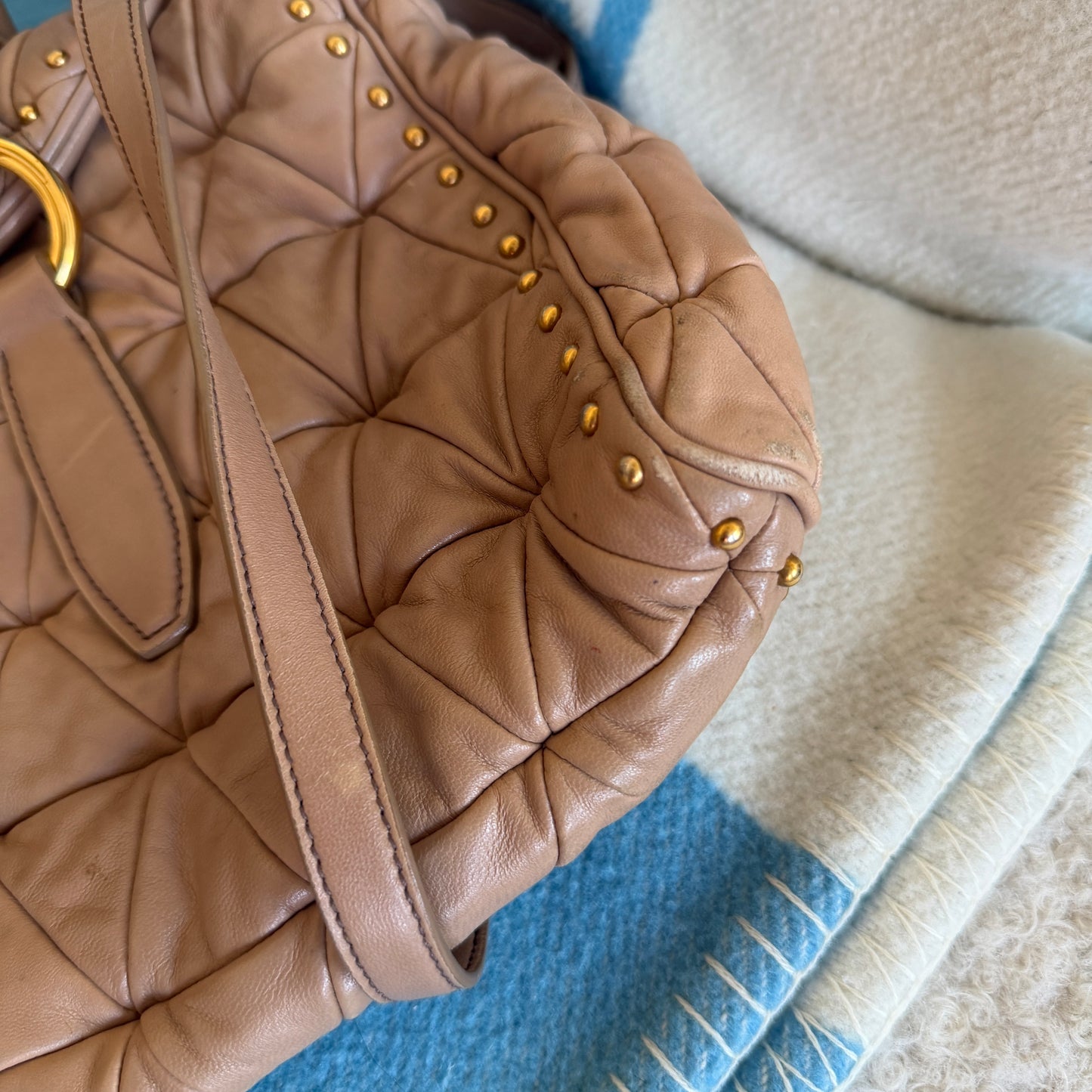 Pre-Owned Pink Matelassé Leather Crossbody Tote Bag