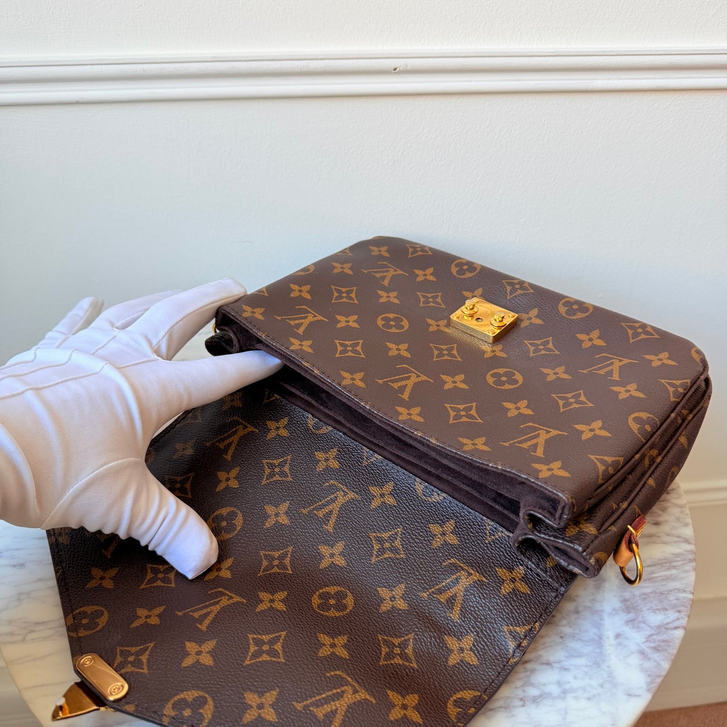 2017 Monogram Canvas Pochette Metis