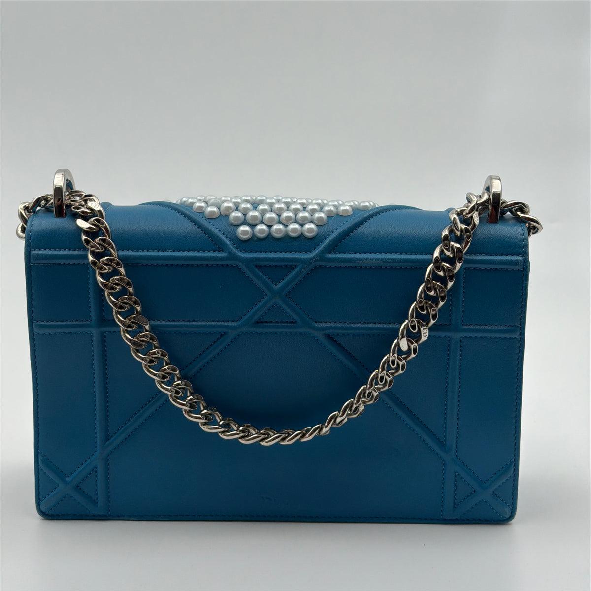 Pre-Owned Pearl Blue Leather Diorama Crossbody Bag