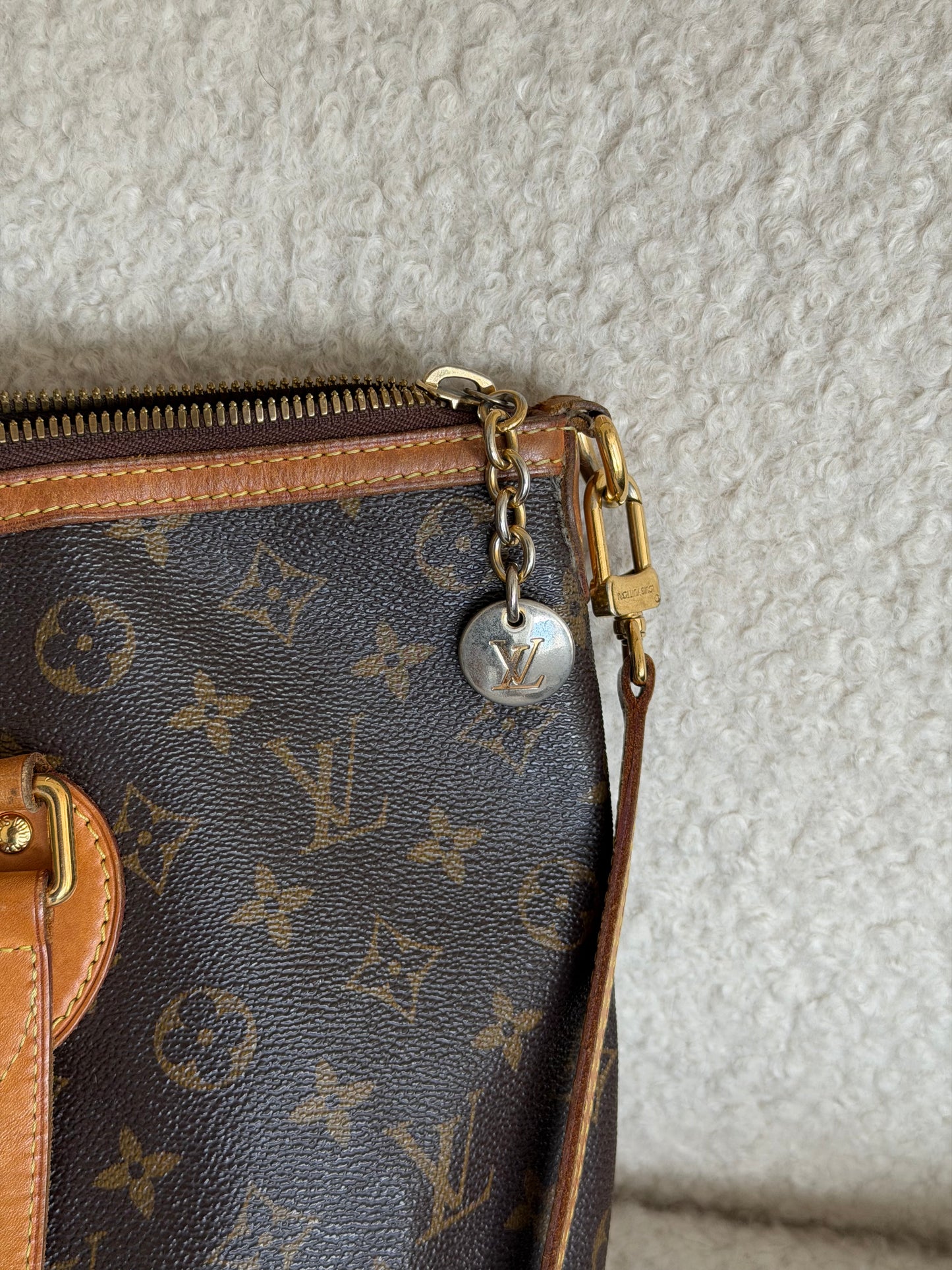 Pre-Owned LV Monogram Canvas Palermo MM Shoulder Bag