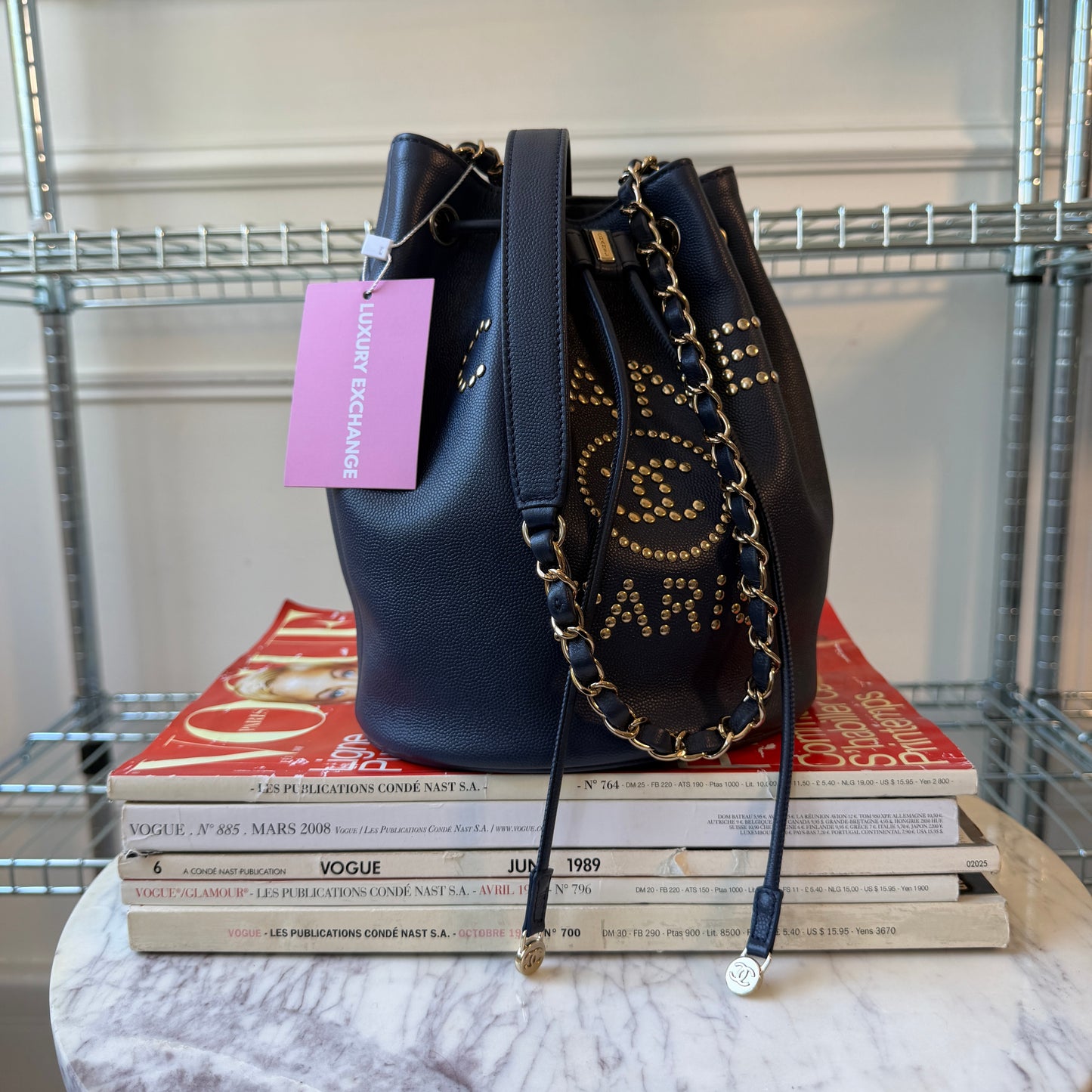Pre-Owned Blue Caviar Leather Bucket Bag