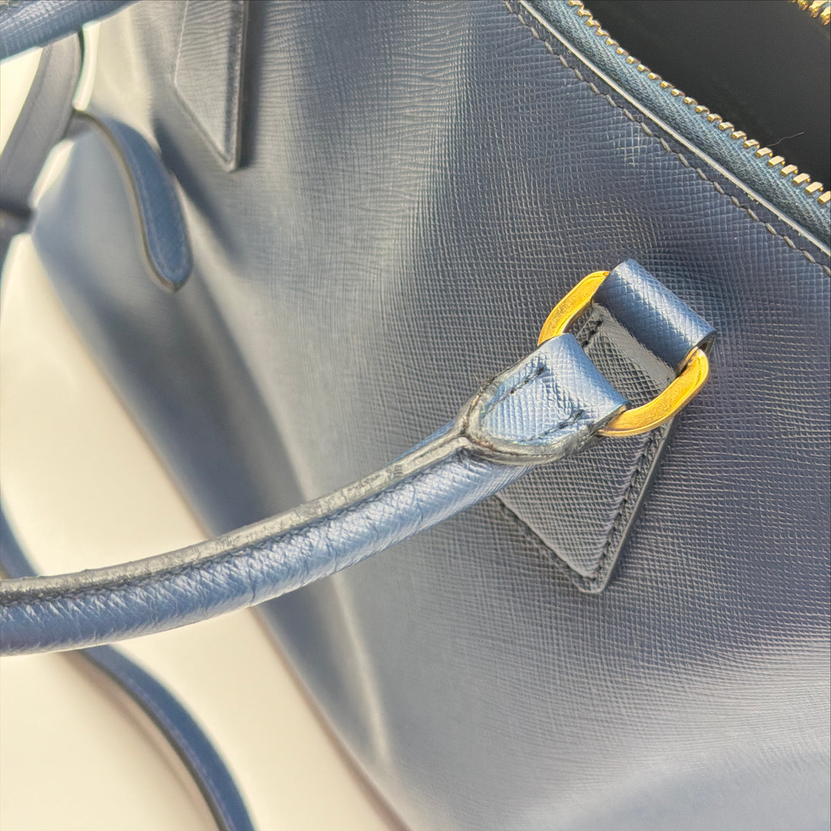Pre-Owned Blue Saffiano Leather Handbag