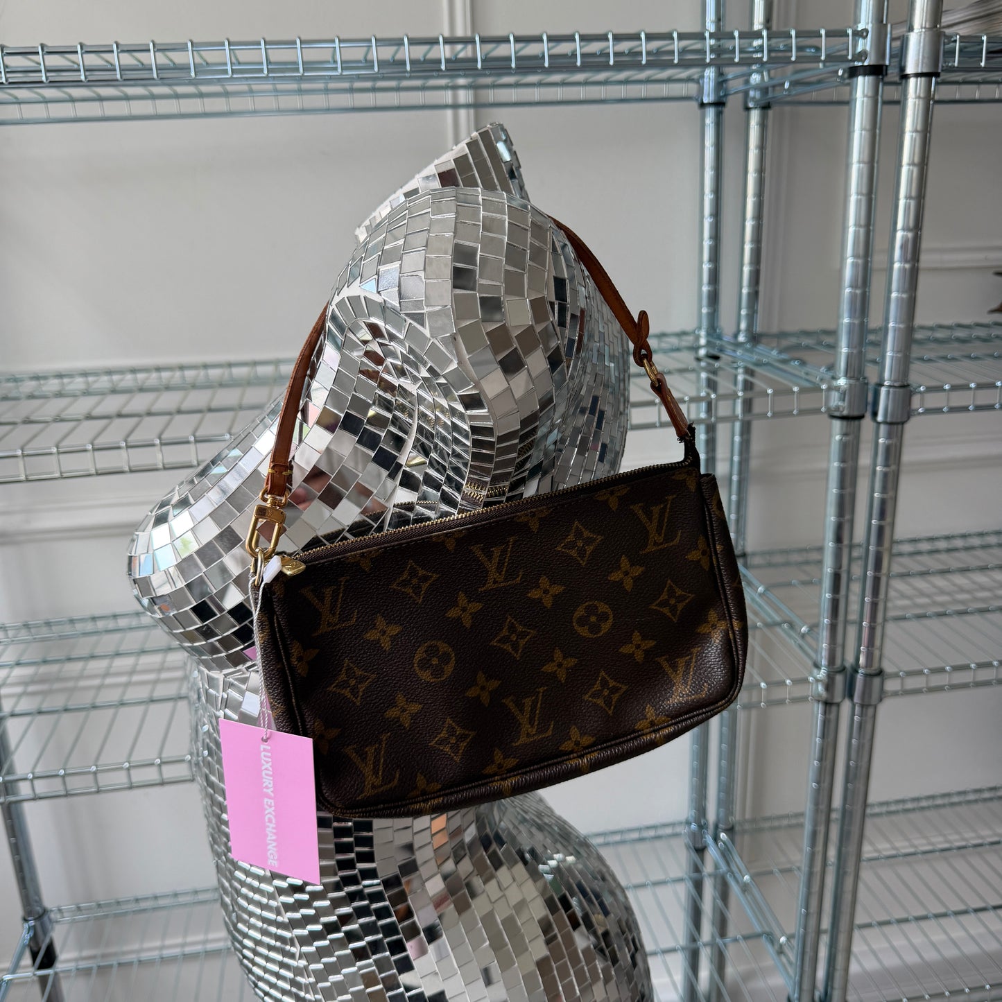 Pre-Owned LV Monogram Canvas Pochette Accessoires Shoulder Bag