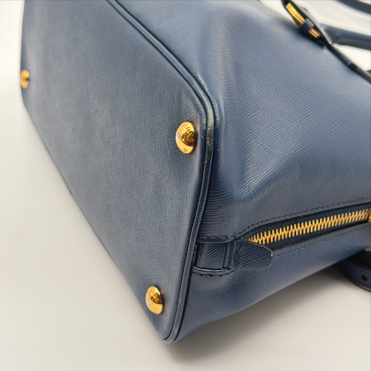 Pre-Owned Blue Saffiano Leather Handbag