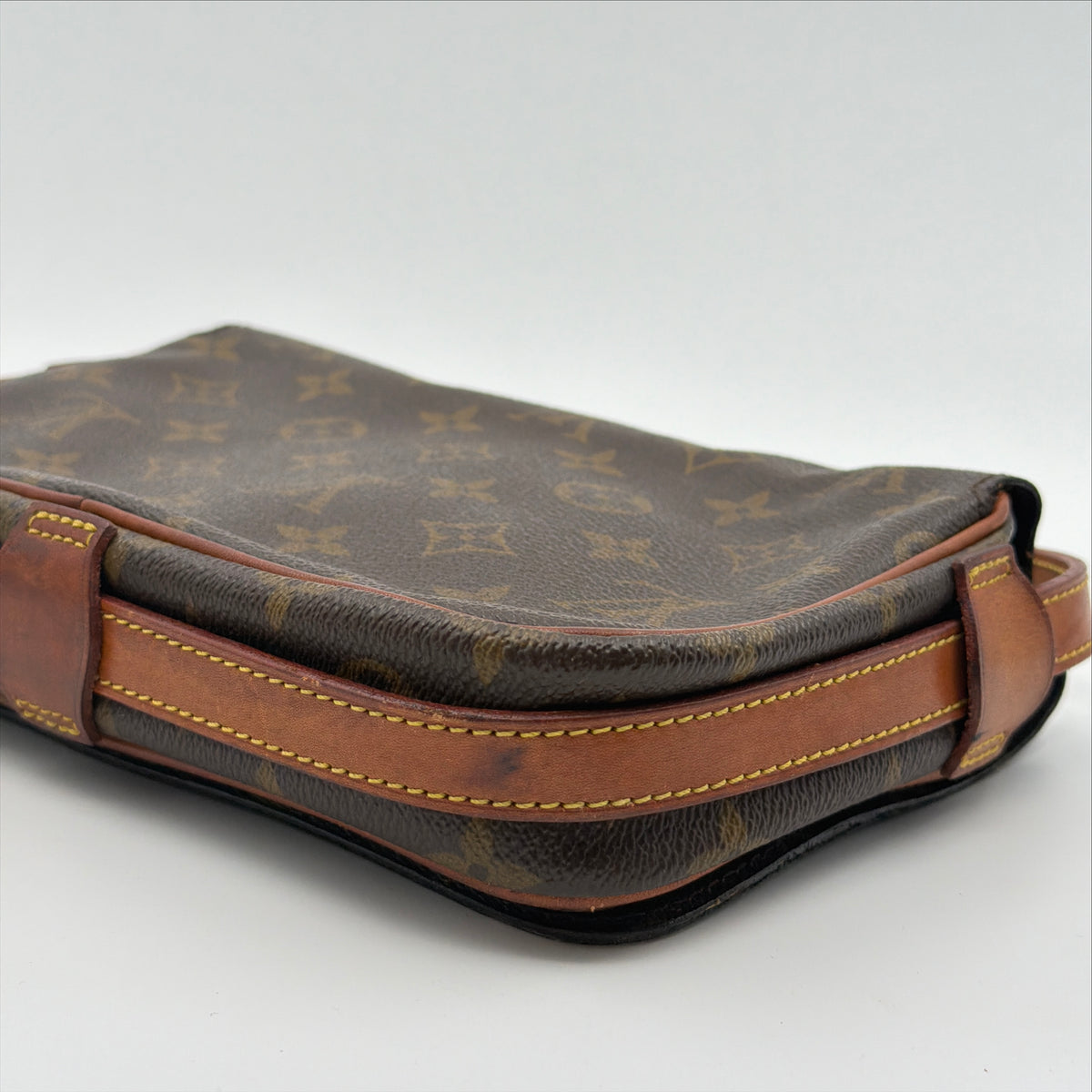 Pre-Owned LV Monogram Canvas Saint Germain 23 Crossbody Bag