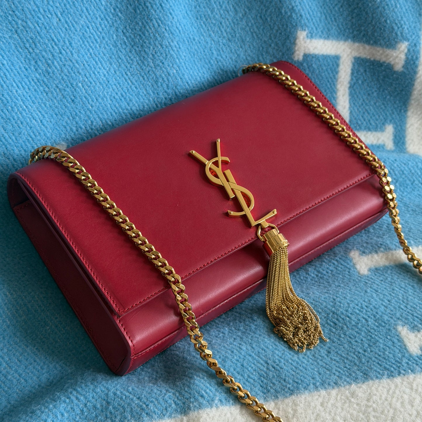 Pre-Owned Red Leather Tassle Flap Crossbody Bag