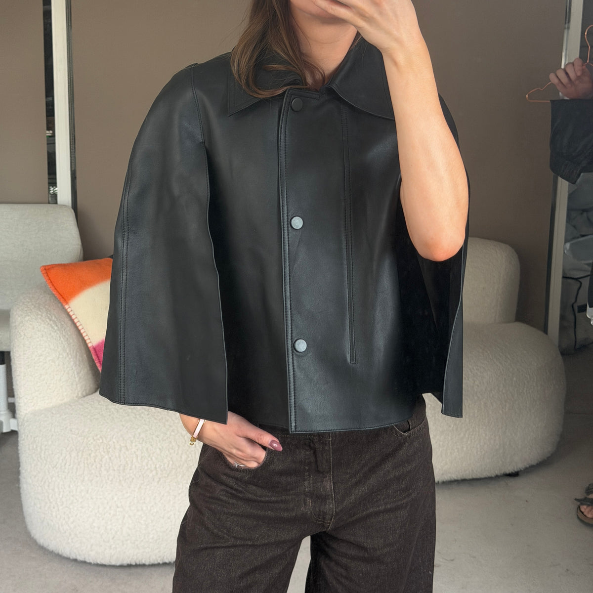 Pre-Owned Black Leather Jacket (38)