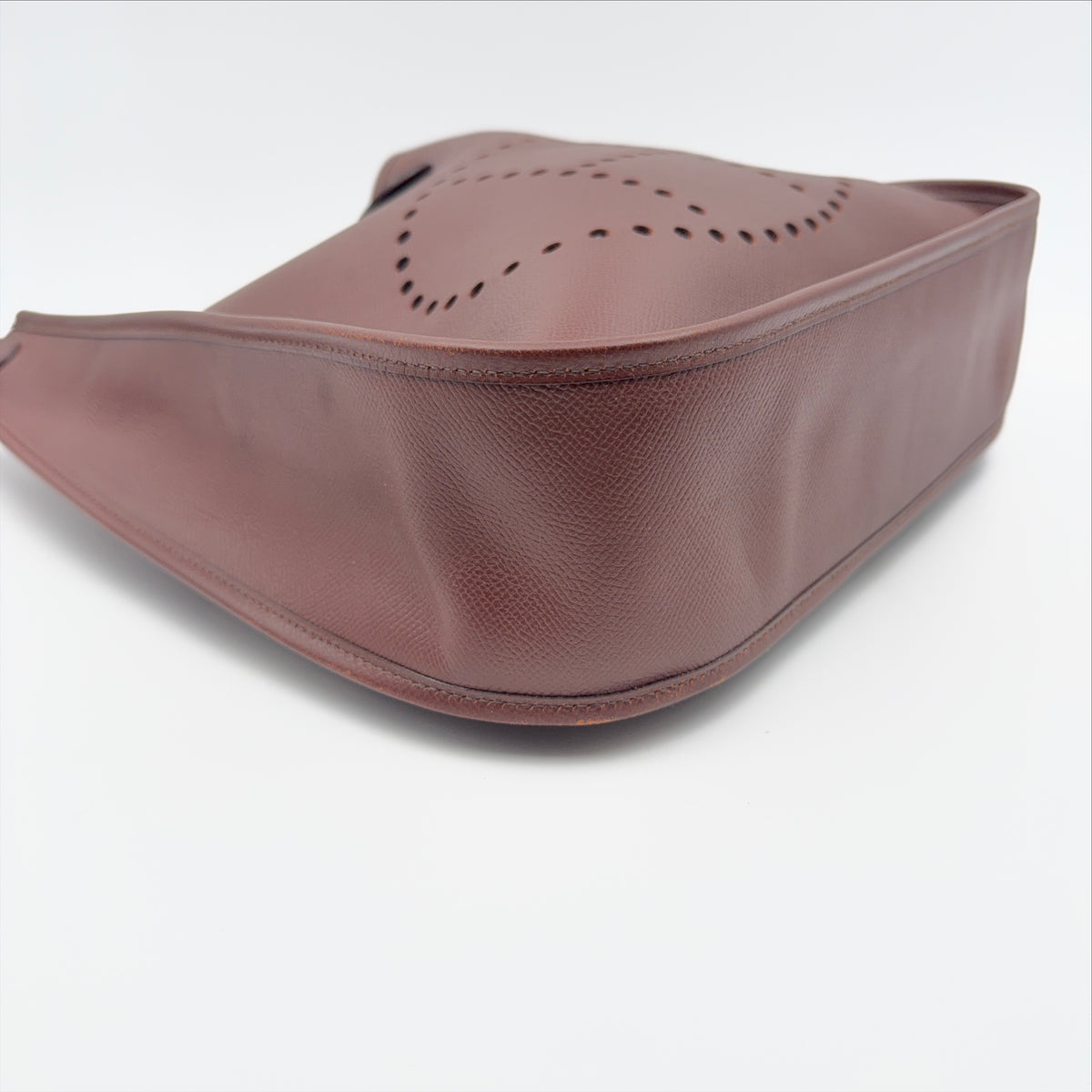 Pre-Owned Brown Epsom Leather Evelyne