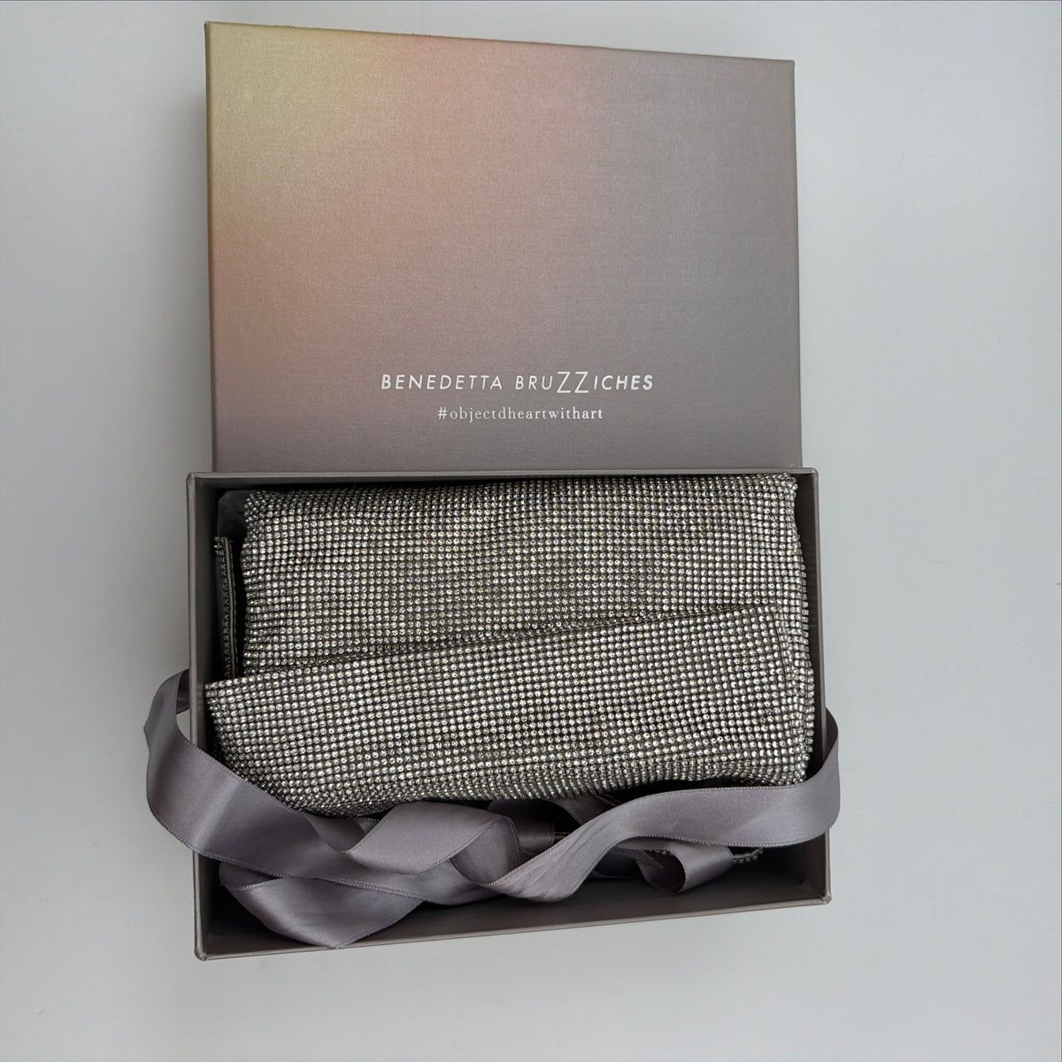 Pre-Owned Jewelled Fabric Handbag