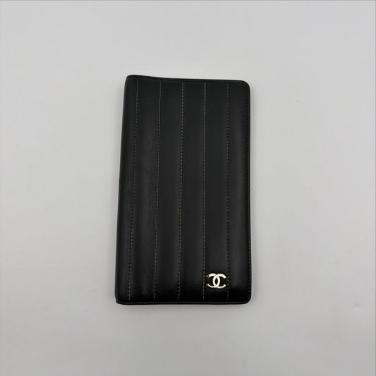 Pre-Owned Black Piano-Quilted Lambskin Organiser Wallet