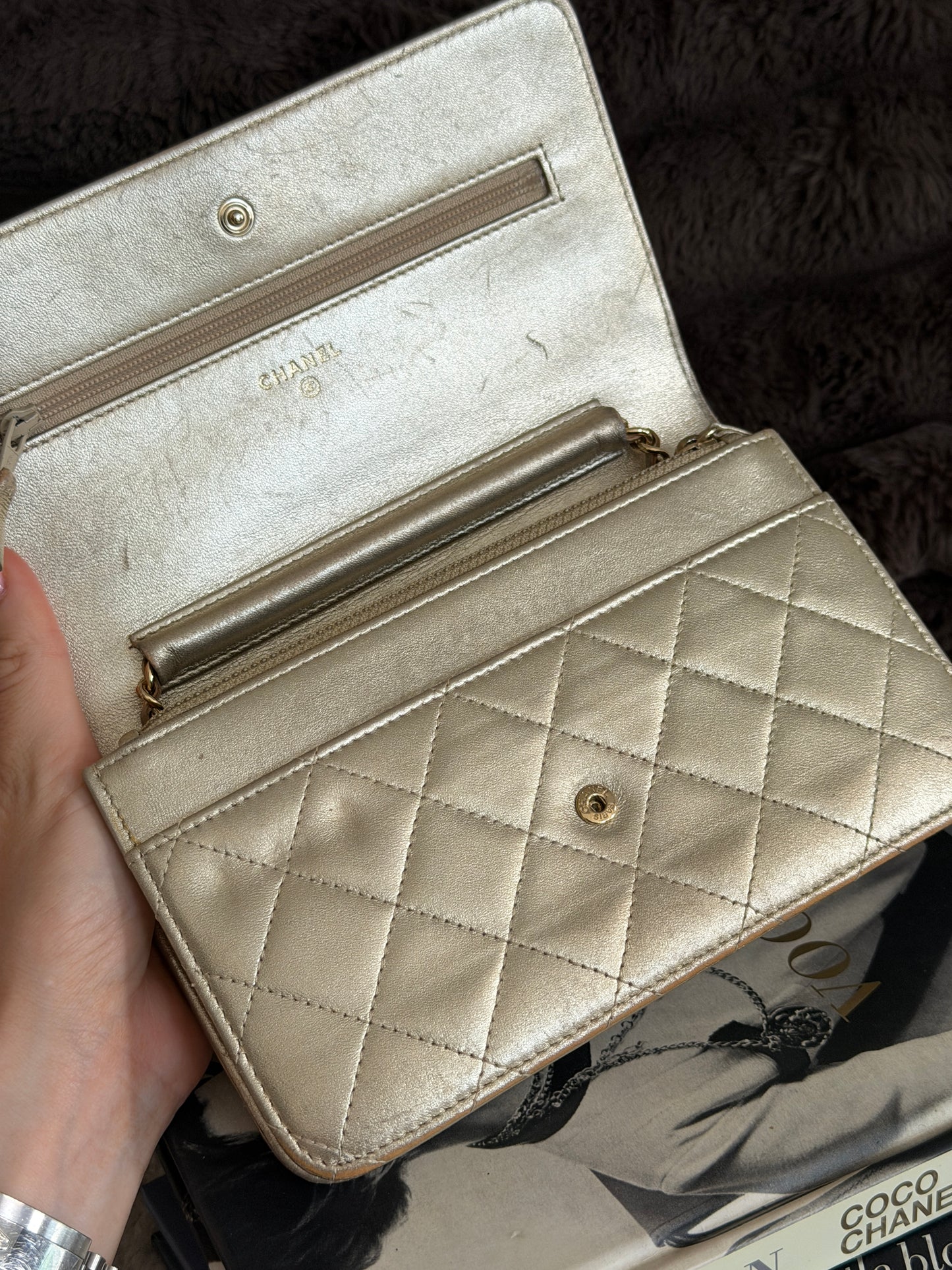 Pre-Owned Gold Metallic Lambskin Leather Wallet on Chain