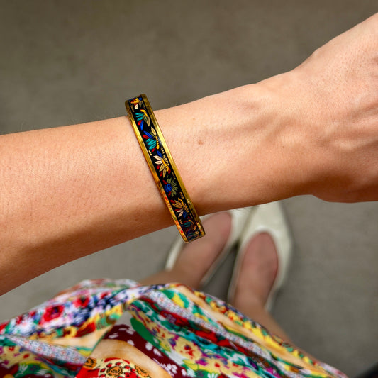 Pre-Owned Floral Enamel Gold-Plated Bracelet