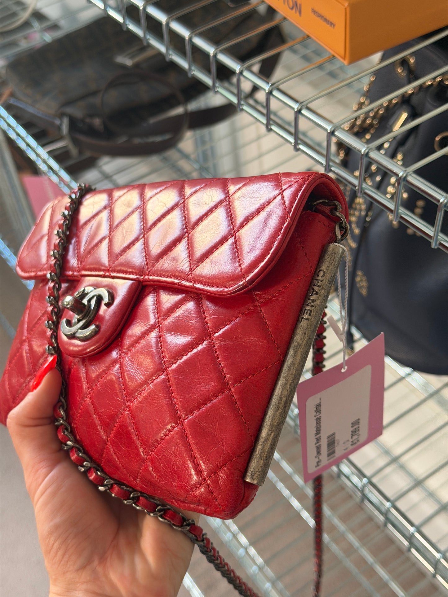 Pre-Owned Red Matelassé Calfskin Shoulder Bag