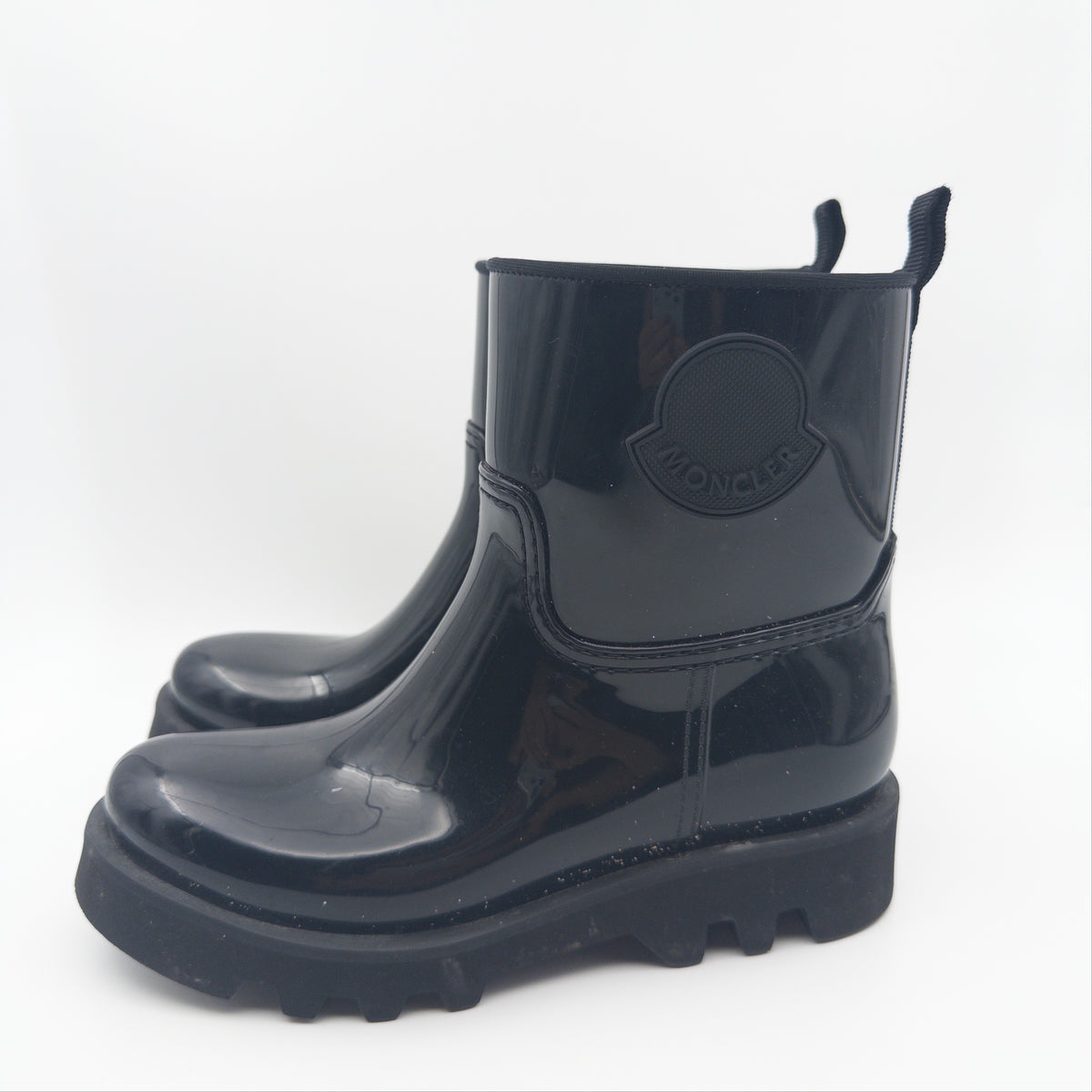 Pre-Owned Black Patent Leather Boots (38)