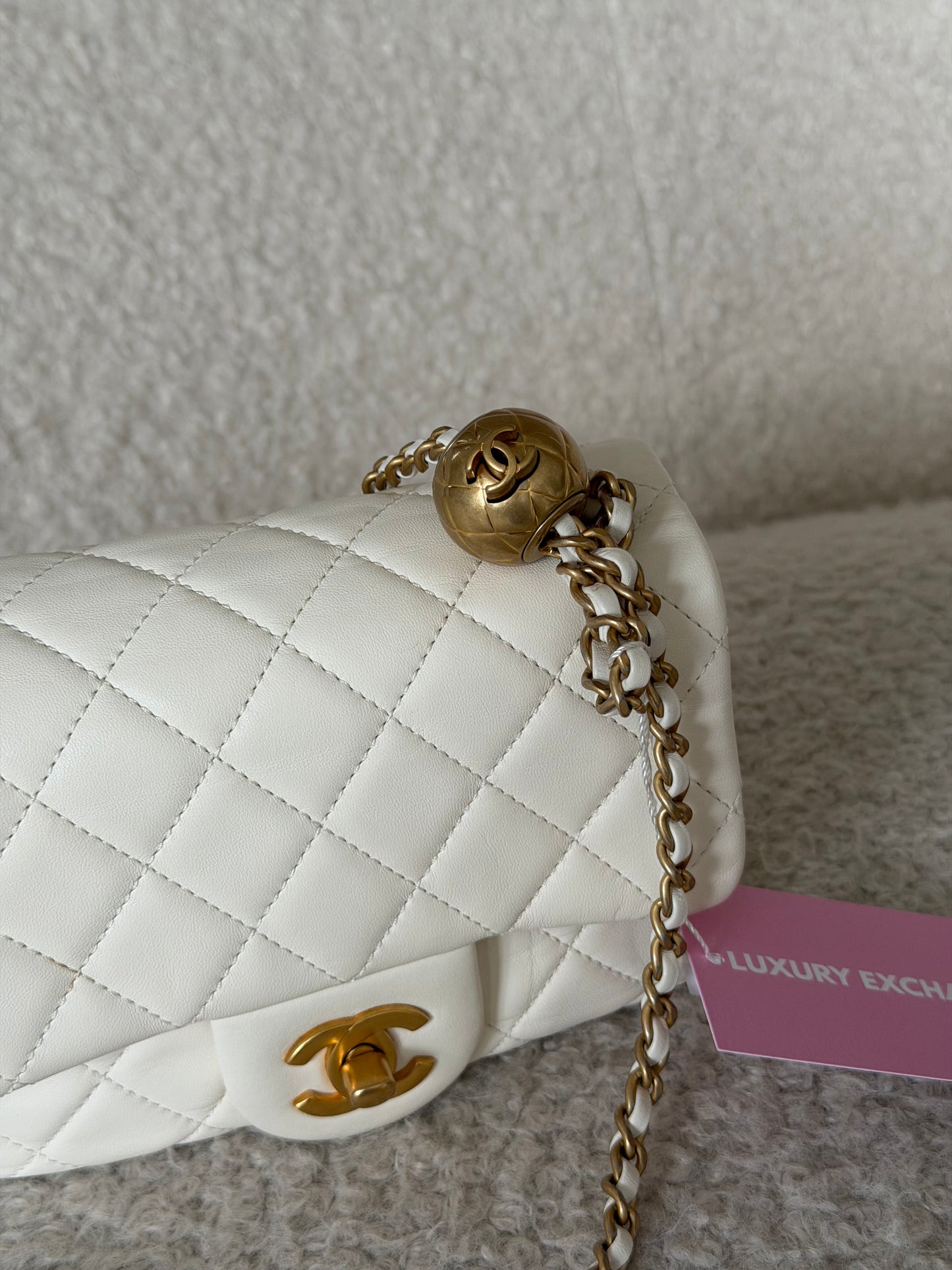 Pre-Owned White Matelassé Lambskin Leather Mini Square Crossbody w/Ball Adjustable Chain