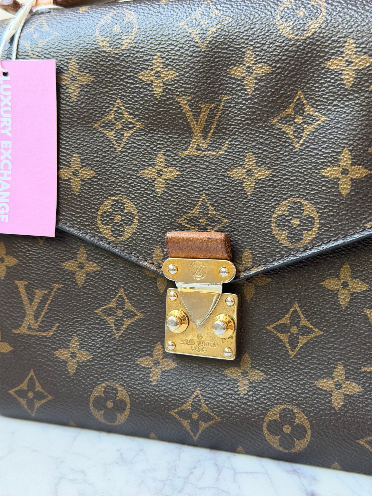 2018 Monogram Canvas Pochette Metis Handbag